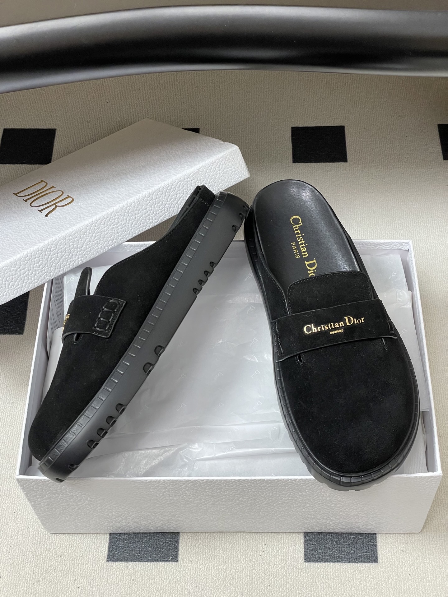 Dior 26ss春夏新款Dior迪奥D-Boy穆勒鞋 包头平底半拖鞋CD字母五金扣厚底休闲拖鞋