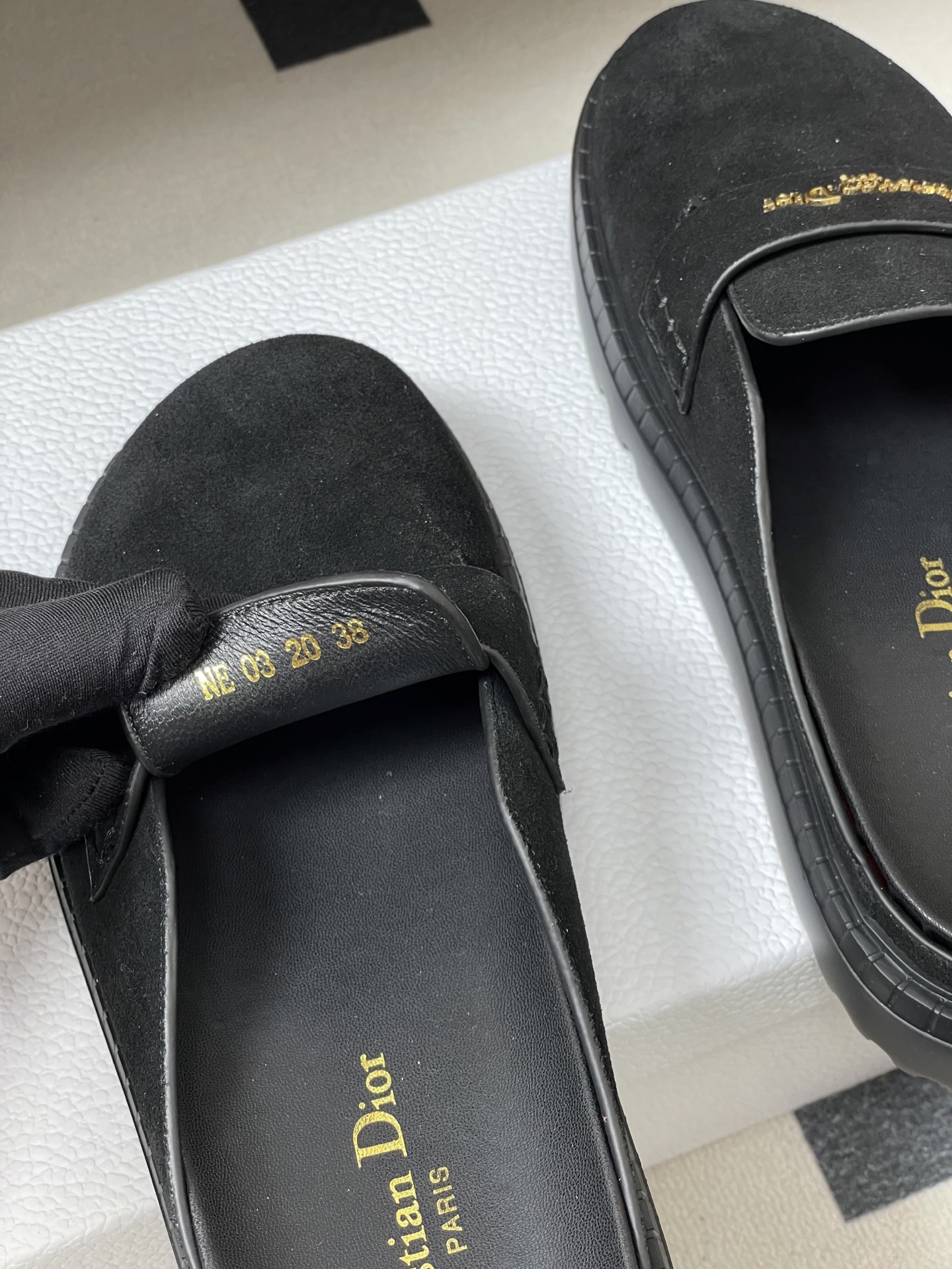 Dior 26ss春夏新款Dior迪奥D-Boy穆勒鞋 包头平底半拖鞋CD字母五金扣厚底休闲拖鞋