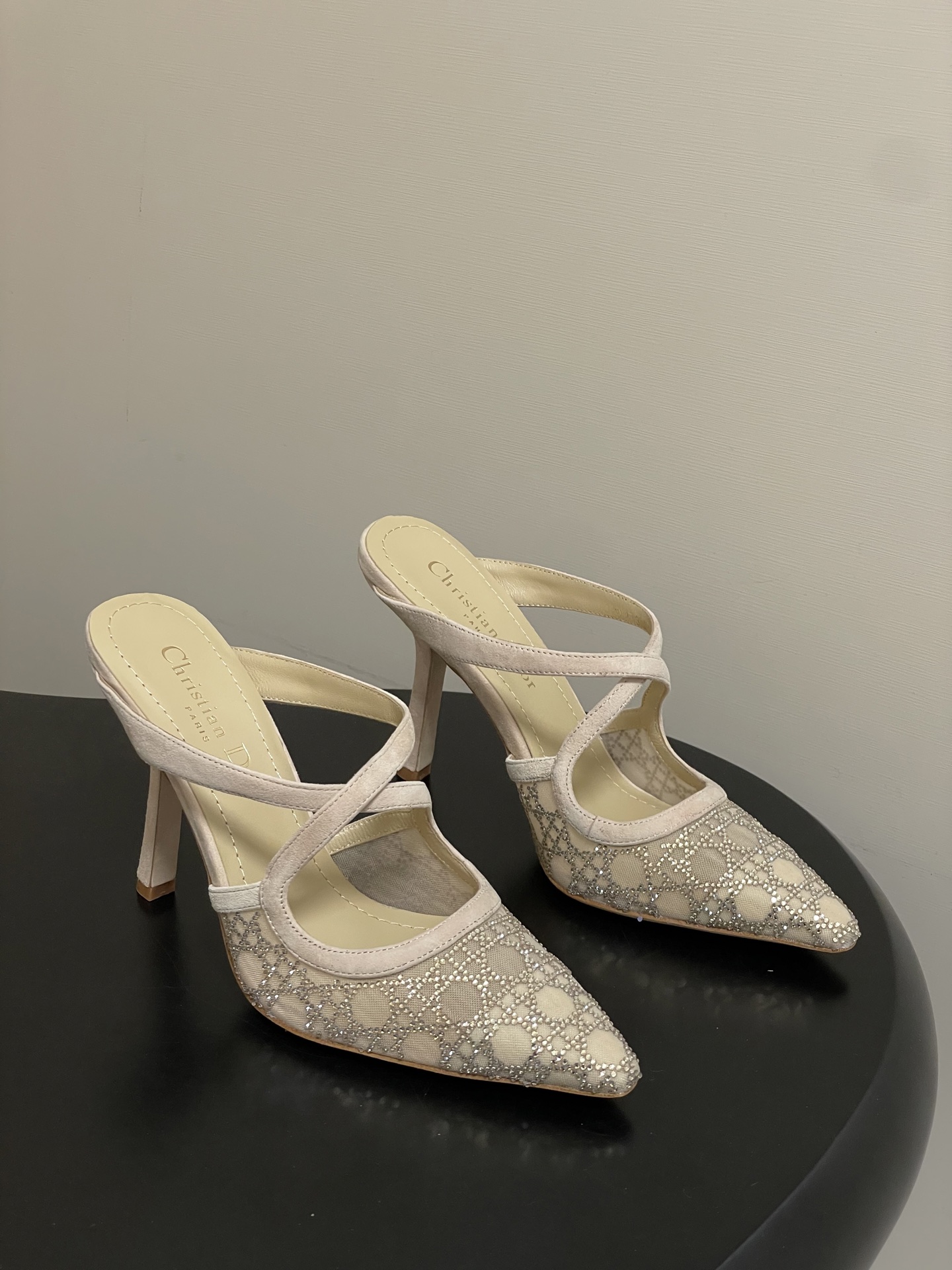 Dior 26ss春夏新款Dior 迪奥D-Capture璀璨星河系列 藤格纹烫钻网纱水晶钻高跟单鞋小猫跟后空凉鞋尖头高跟穆勒鞋猫跟包头半拖鞋婚鞋