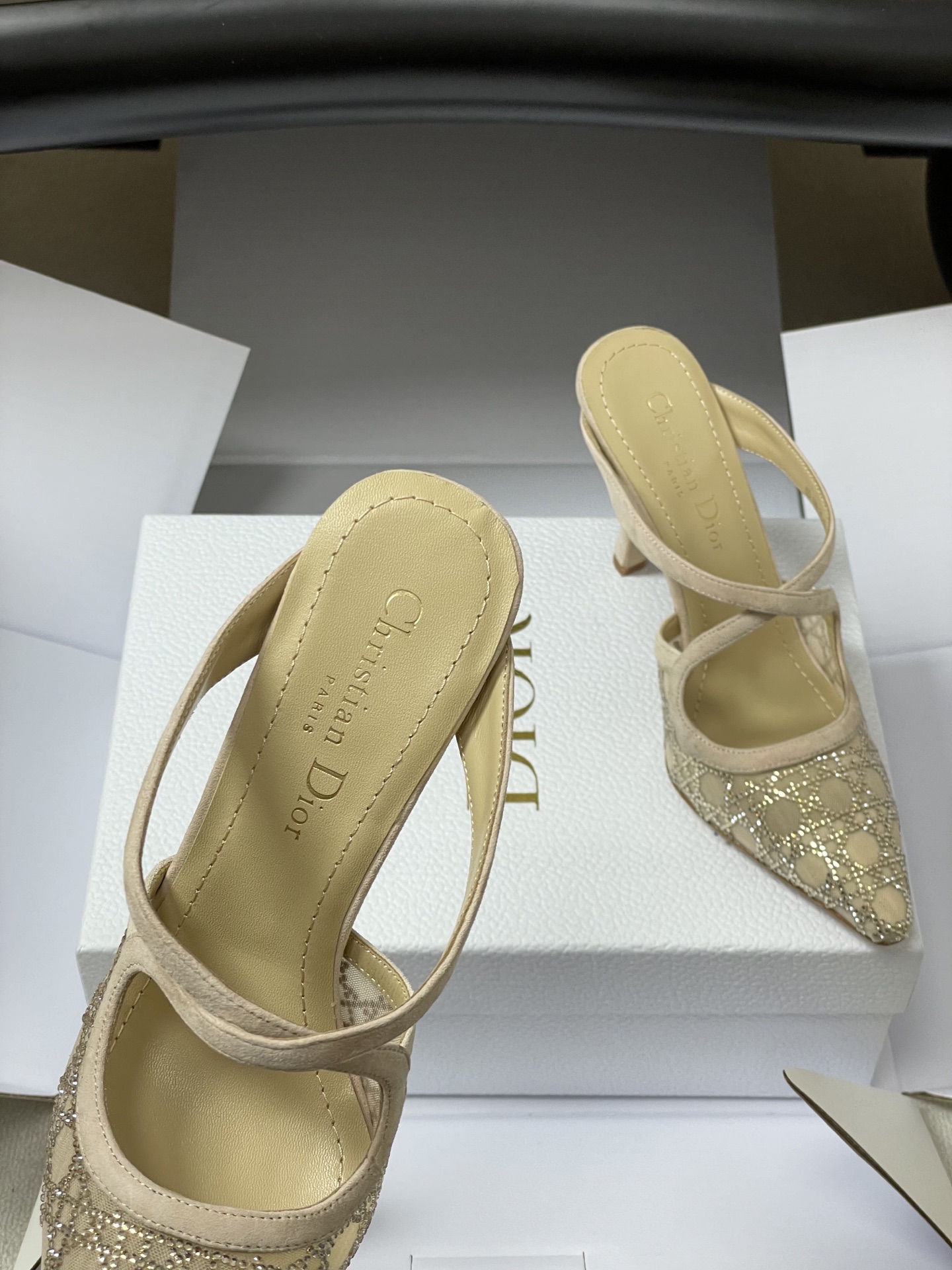 Dior 26ss春夏新款Dior 迪奥D-Capture璀璨星河系列 藤格纹烫钻网纱水晶钻高跟单鞋小猫跟后空凉鞋尖头高跟穆勒鞋猫跟包头半拖鞋婚鞋