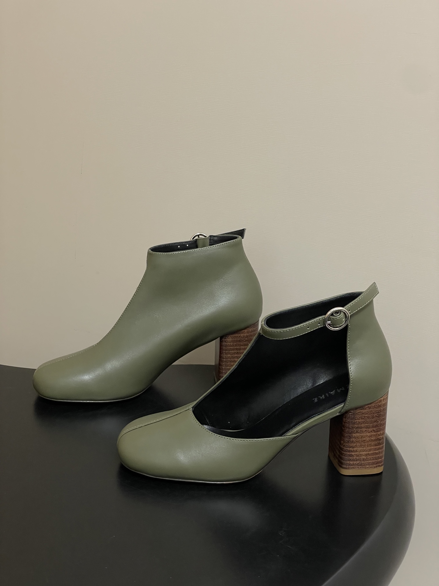 博柏利 Burberry 高定典藏经典高奢皮鞋男鞋女鞋鞋履高跟鞋 #37C92677 3