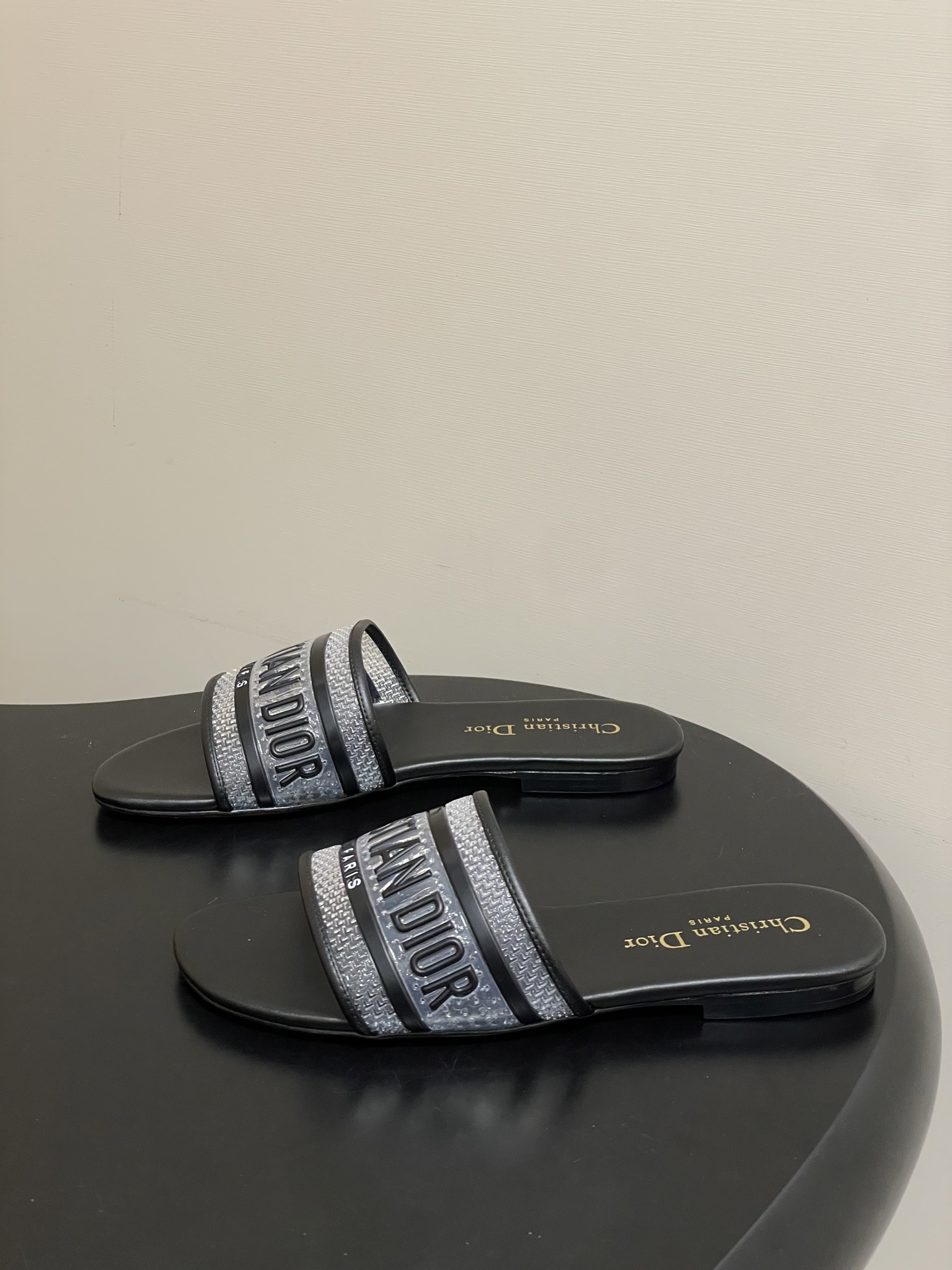 Dior 2026春夏最新款 Dior迪奥 D-DWAY 字母一字拖鞋 滴胶平底凉拖鞋