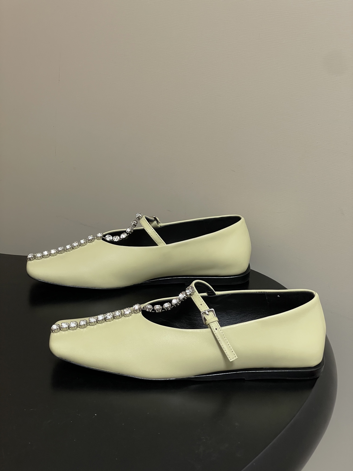 Unknown JIL SANDER 吉尔桑达 26Fw春夏新款 方头水晶钻链条T字玛丽珍鞋极简风一字扣带平底芭蕾舞单鞋