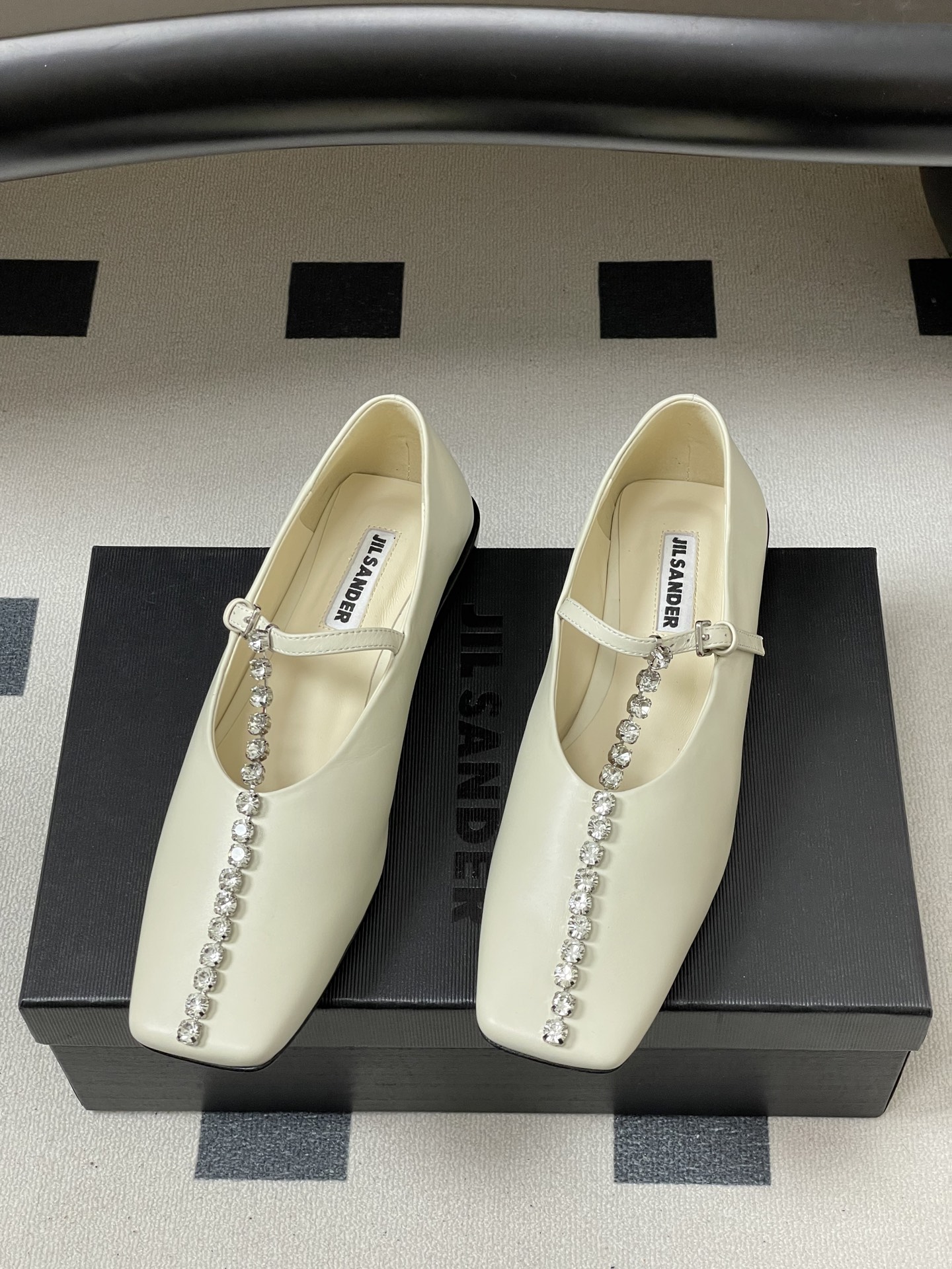 Unknown JIL SANDER 吉尔桑达 26Fw春夏新款 方头水晶钻链条T字玛丽珍鞋极简风一字扣带平底芭蕾舞单鞋
