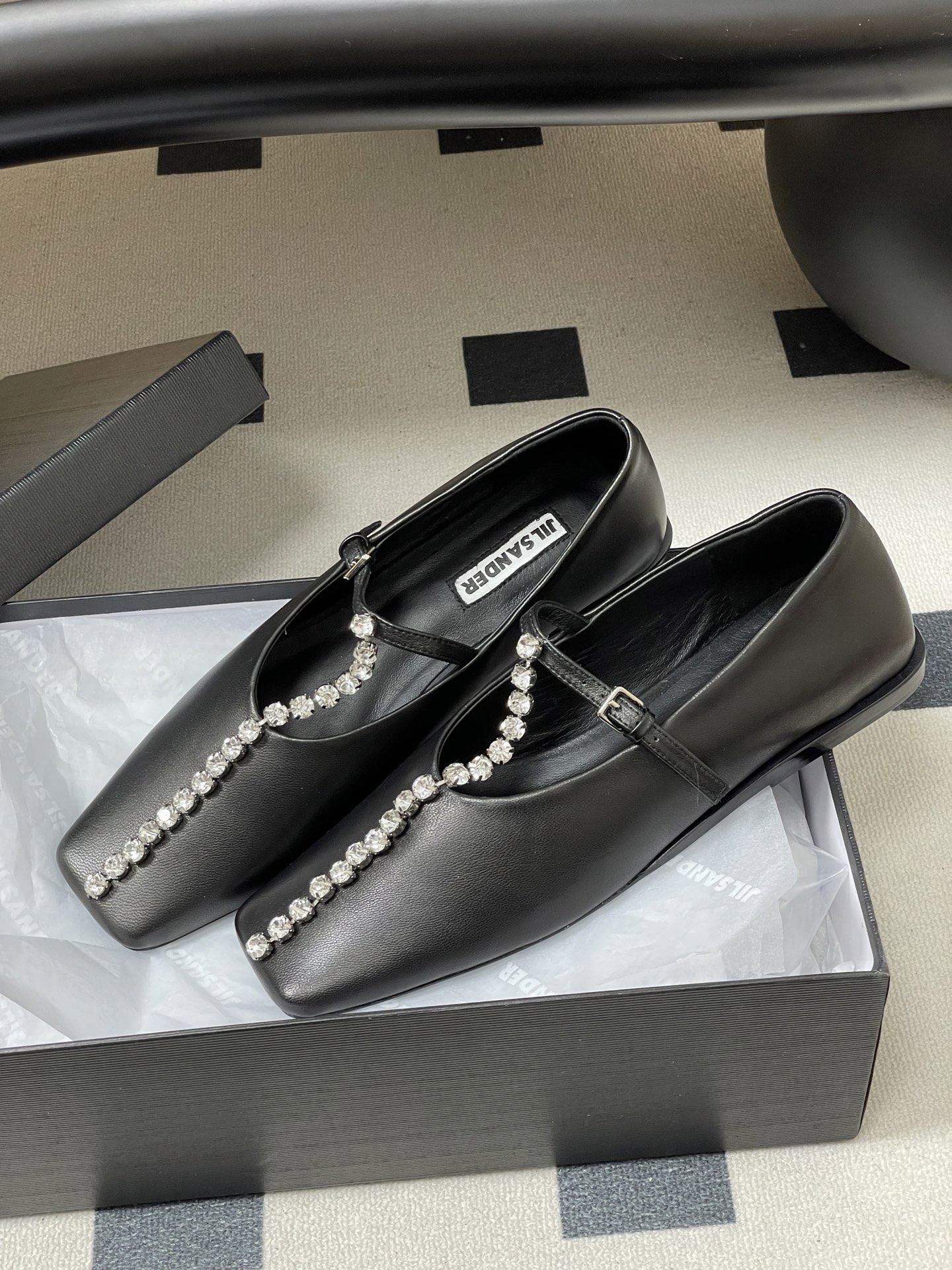 Unknown JIL SANDER 吉尔桑达 26Fw春夏新款 方头水晶钻链条T字玛丽珍鞋极简风一字扣带平底芭蕾舞单鞋