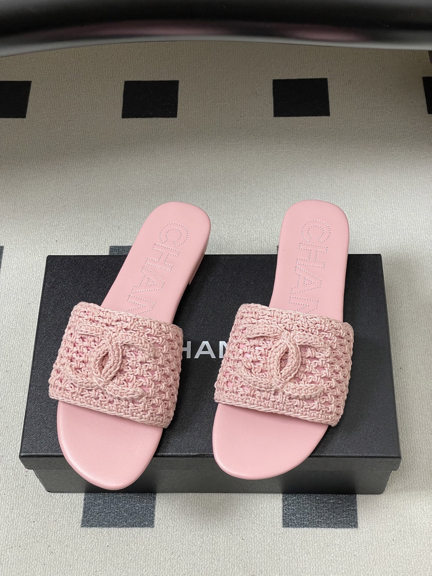 Chanel 26Fw春夏新款Chanel香奈儿度假风小香针织刺绣 双C logo平底凉拖鞋编织 一字带拖鞋