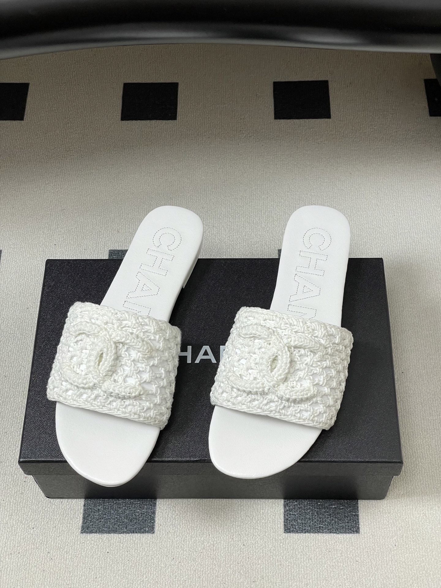 Chanel 26Fw春夏新款Chanel香奈儿度假风小香针织刺绣 双C logo平底凉拖鞋编织 一字带拖鞋