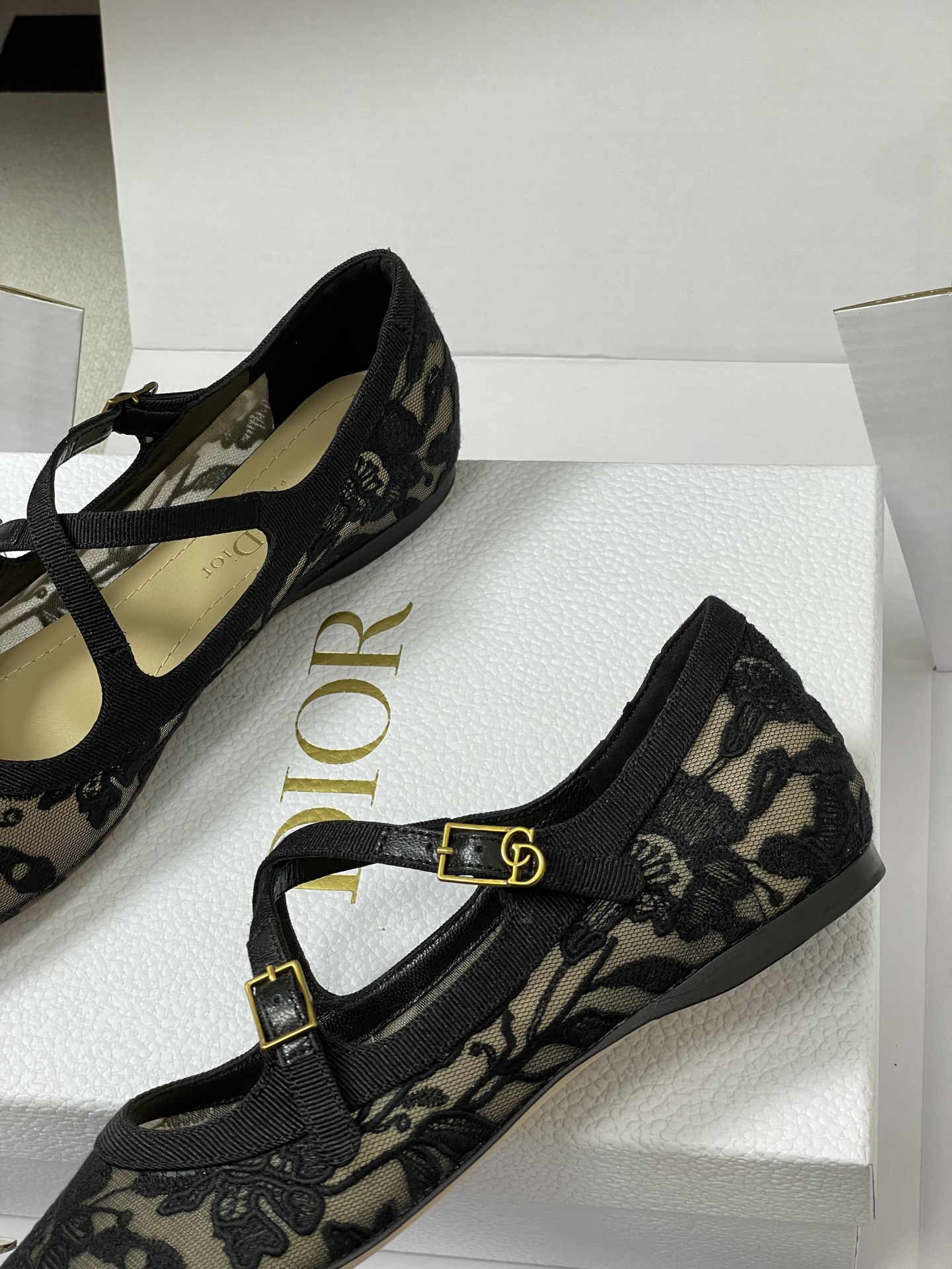Dior 26ss春夏新款Dior 迪奥VeryDior芭蕾鞋交叉带搭扣玛丽珍鞋亮片芭蕾舞鞋透明网纱电绣网面平底单鞋