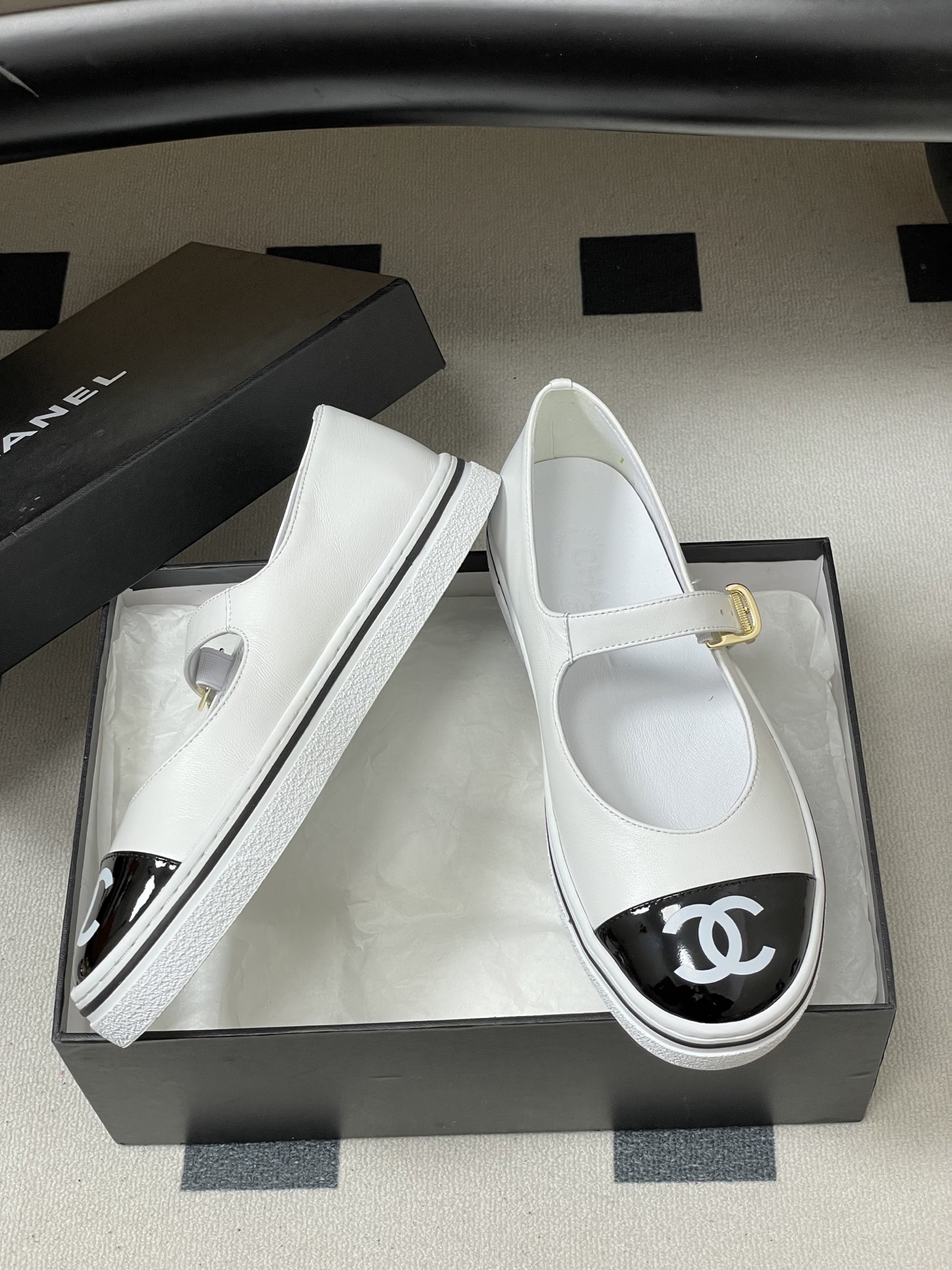 Chanel 2026早春新款Chanel 小香26P 休闲玛丽珍奶奶鞋 大双C logo拼色浅口单鞋
