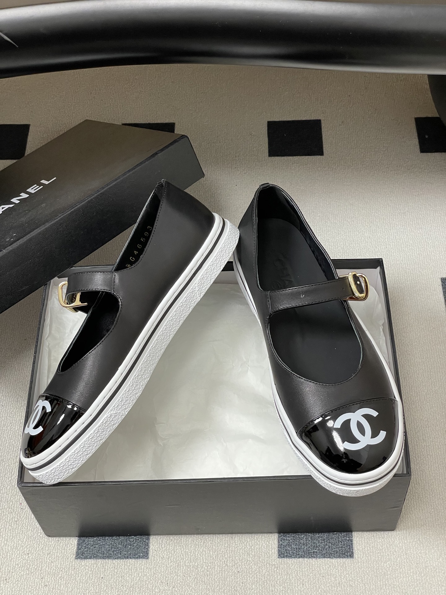 Chanel 2026早春新款Chanel 小香26P 休闲玛丽珍奶奶鞋 大双C logo拼色浅口单鞋