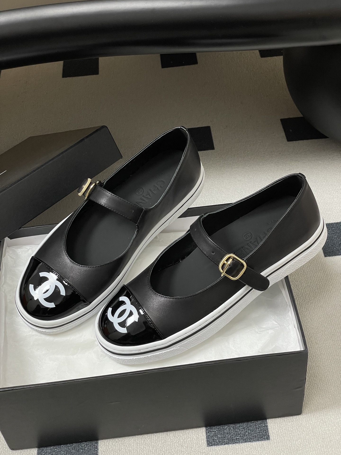 Chanel 2026早春新款Chanel 小香26P 休闲玛丽珍奶奶鞋 大双C logo拼色浅口单鞋