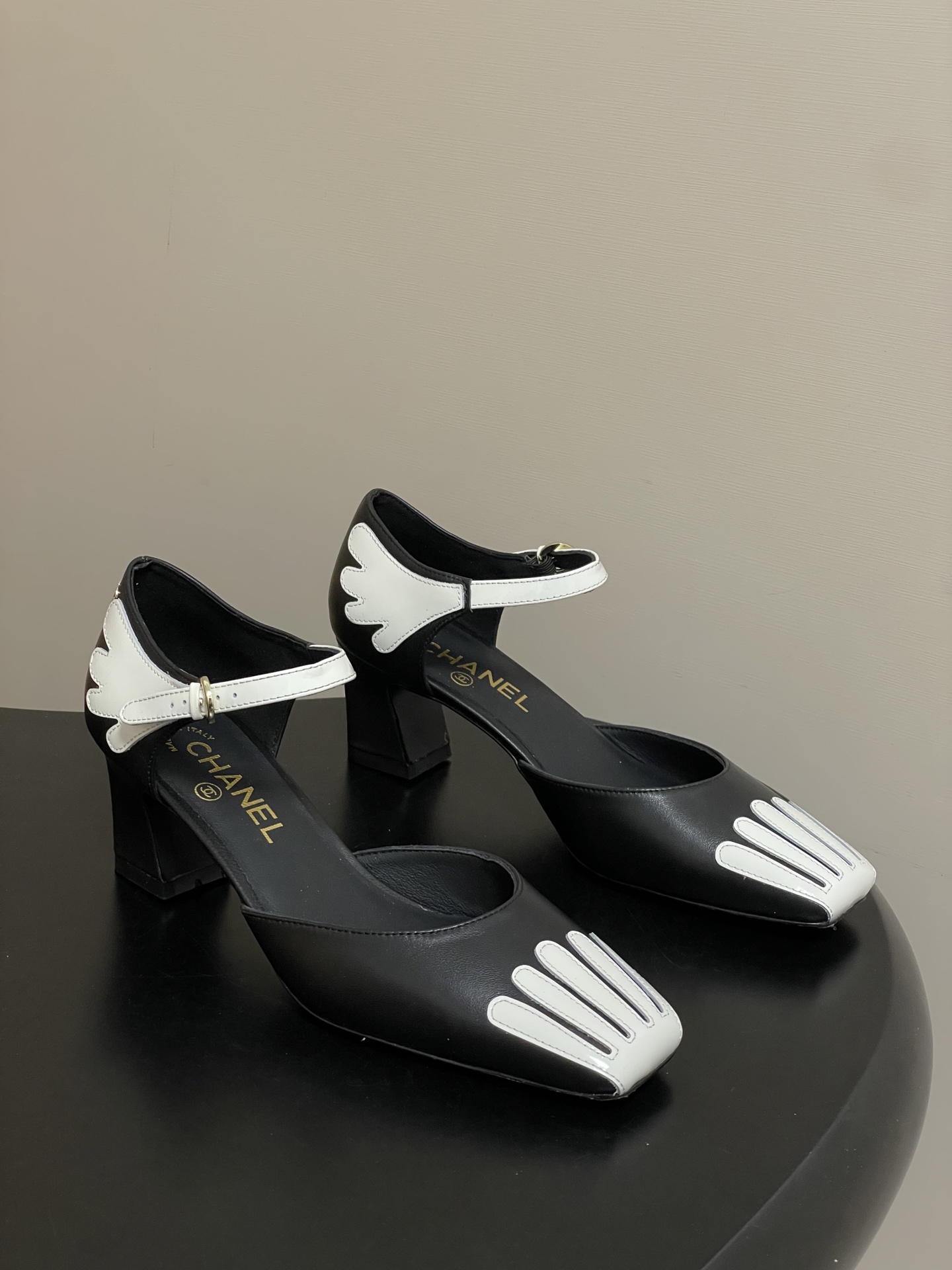 샤넬 신발 105086 Chanel Shoes