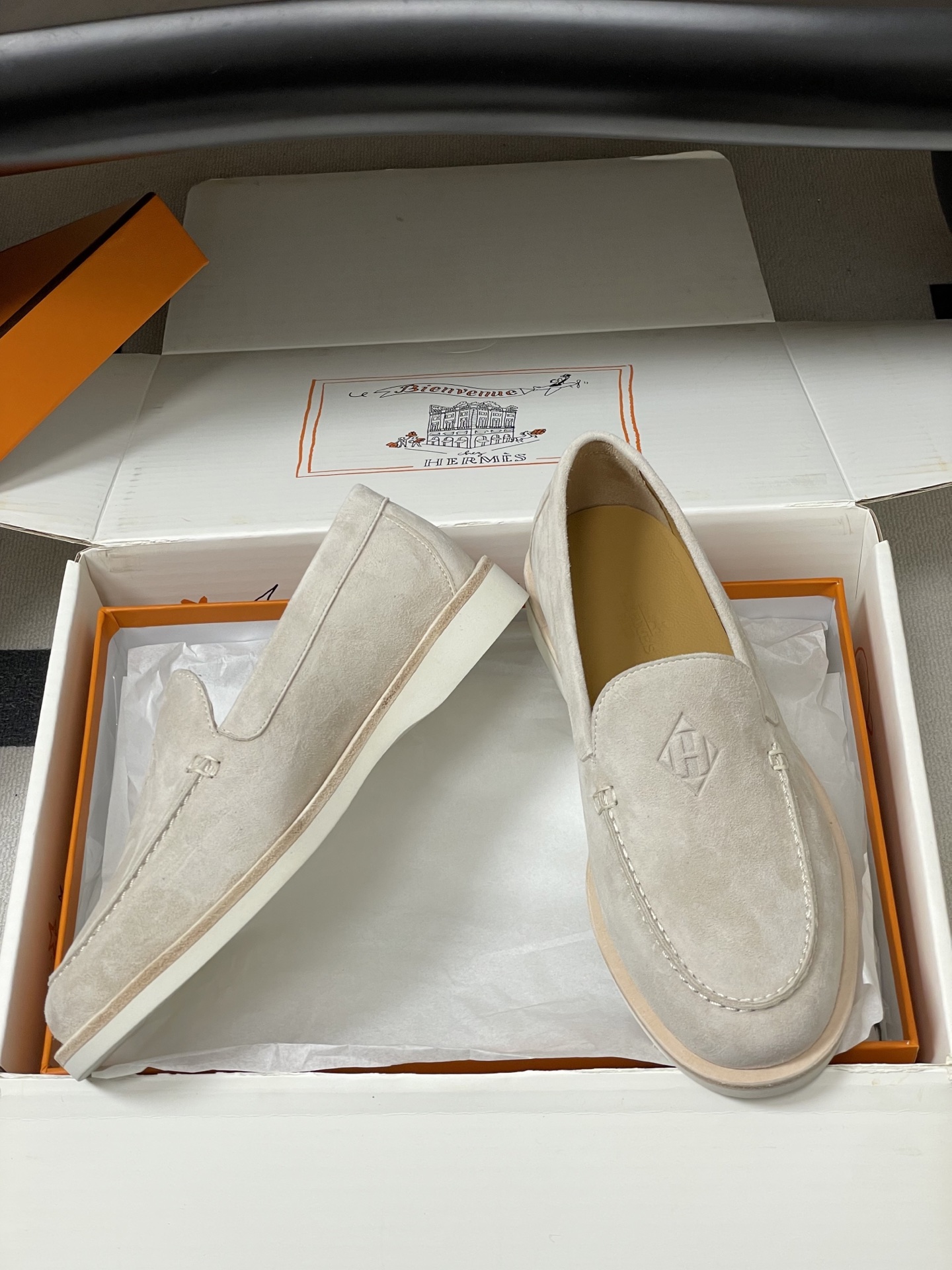 -莞产（配高档飞机盒✈️）Hermes 爱马仕🐎H家 26s春夏新款Low乐福鞋系列麂皮绒面圆头乐福鞋复