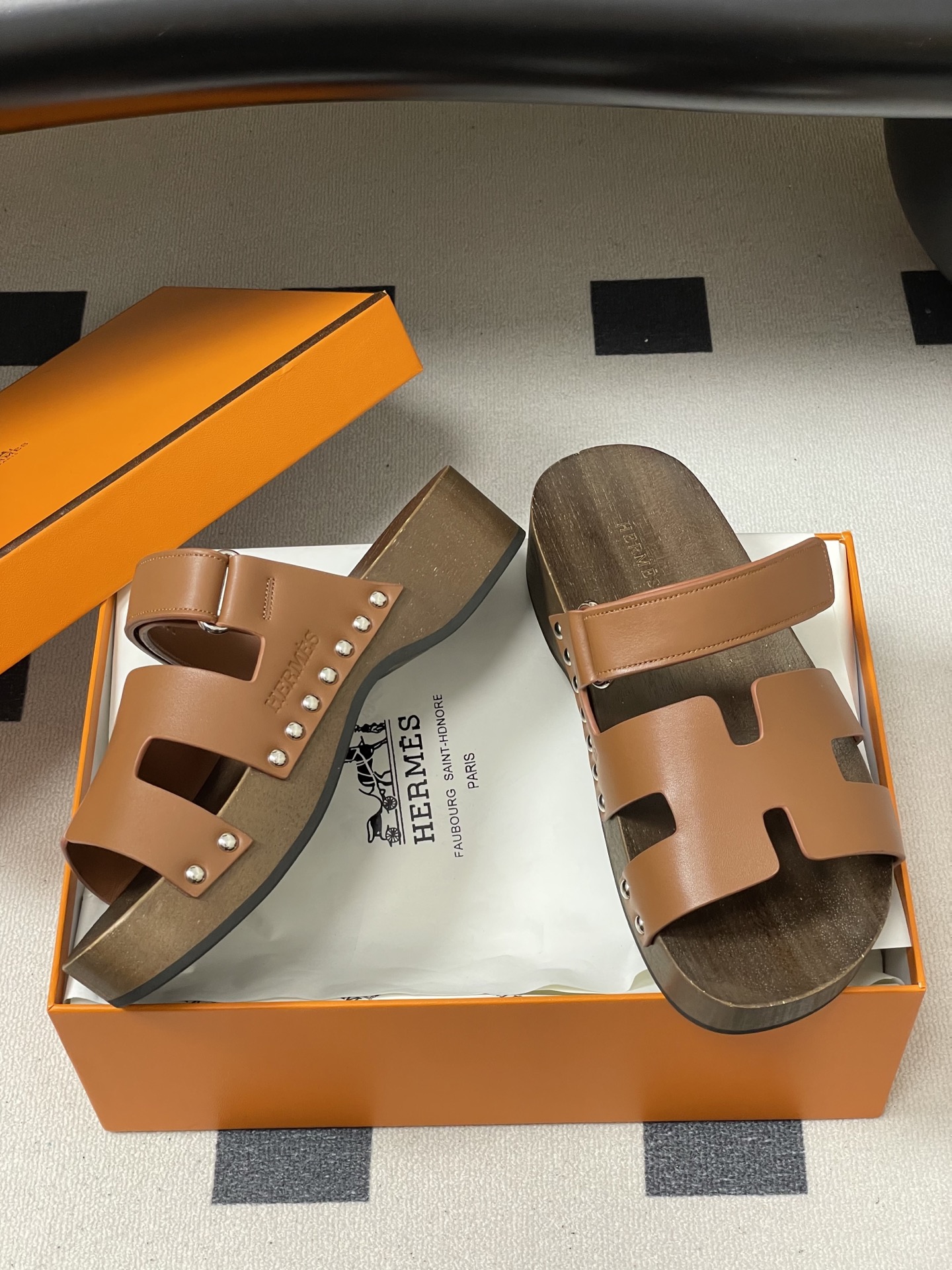 -Hermes 爱马仕🐎 H家 CheryP 实木底二舅拖鞋H 鞋面魔术贴厚底二舅凉拖鞋休闲懒人鞋各色真