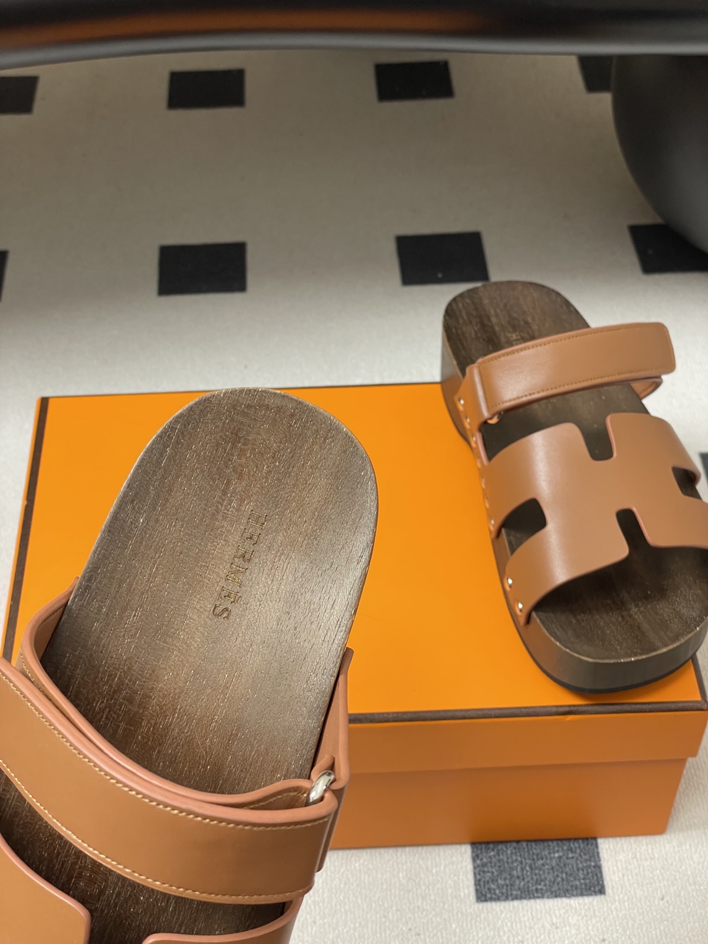 -Hermes 爱马仕🐎 H家 CheryP 实木底二舅拖鞋H 鞋面魔术贴厚底二舅凉拖鞋休闲懒人鞋各色真