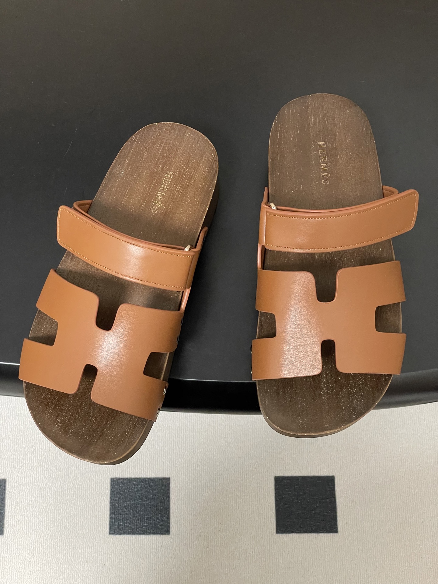 -Hermes 爱马仕🐎 H家 CheryP 实木底二舅拖鞋H 鞋面魔术贴厚底二舅凉拖鞋休闲懒人鞋各色真