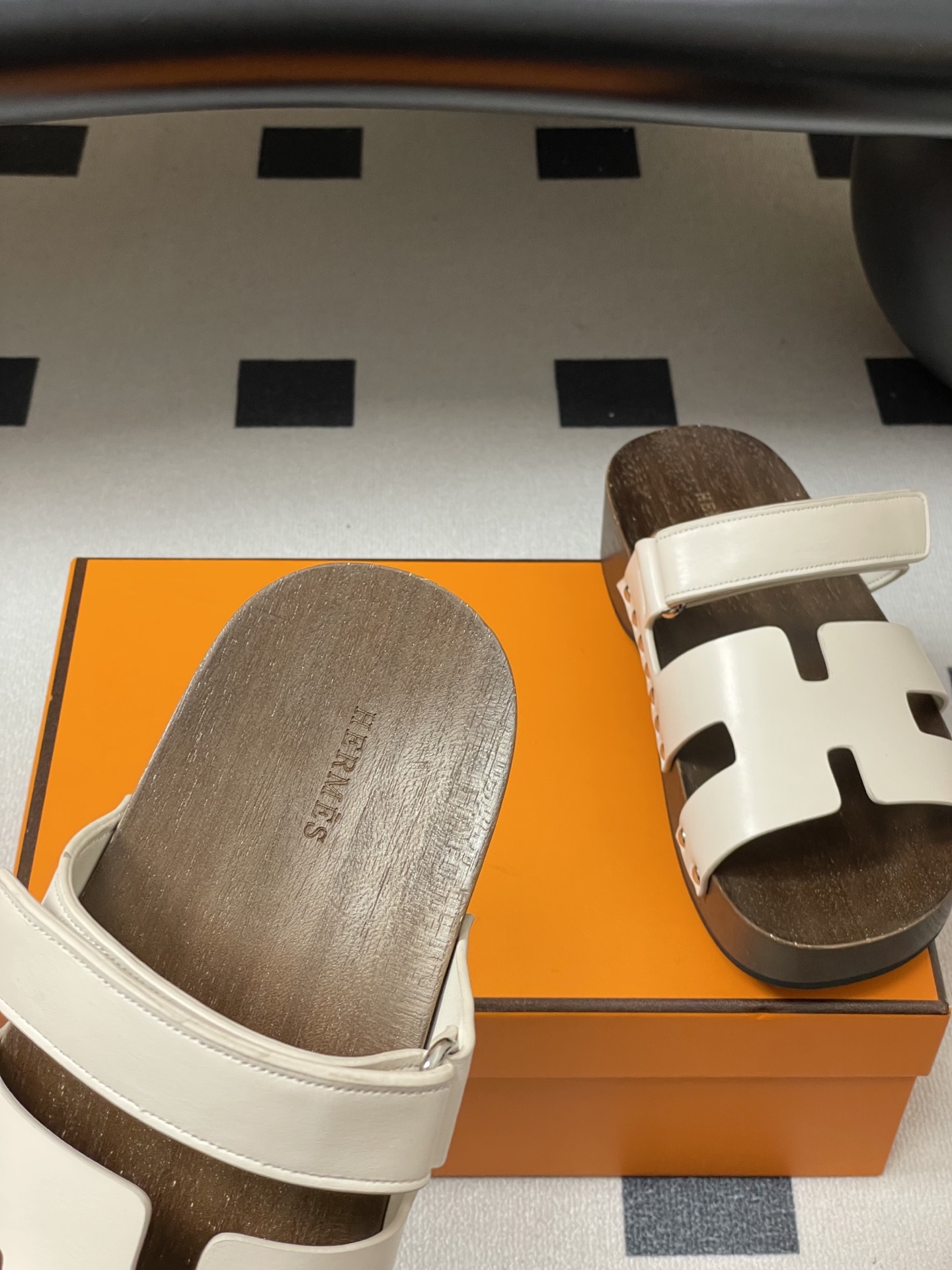 -Hermes 爱马仕🐎 H家 CheryP 实木底二舅拖鞋H 鞋面魔术贴厚底二舅凉拖鞋休闲懒人鞋各色真