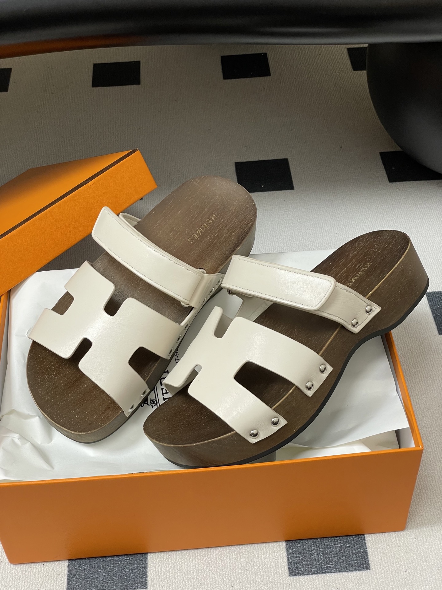 -Hermes 爱马仕🐎 H家 CheryP 实木底二舅拖鞋H 鞋面魔术贴厚底二舅凉拖鞋休闲懒人鞋各色真