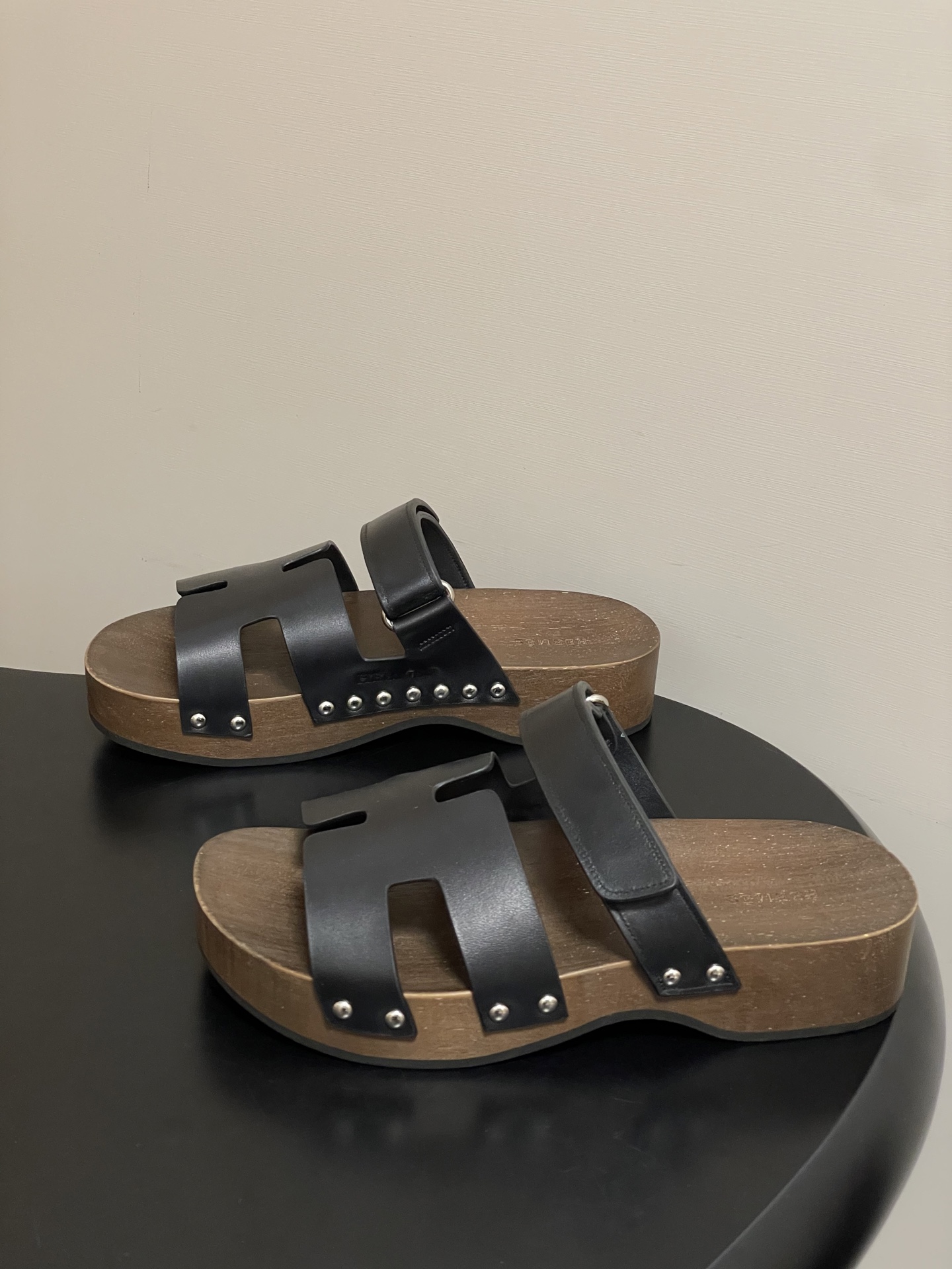 -Hermes 爱马仕🐎 H家 CheryP 实木底二舅拖鞋H 鞋面魔术贴厚底二舅凉拖鞋休闲懒人鞋各色真