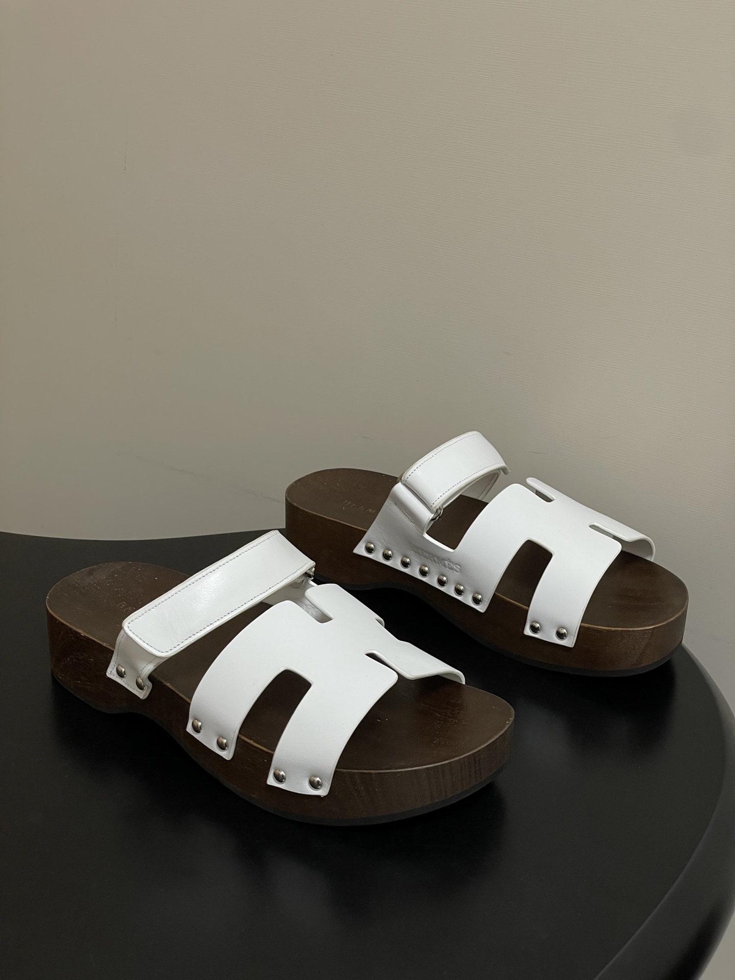 -Hermes 爱马仕🐎 H家 CheryP 实木底二舅拖鞋H 鞋面魔术贴厚底二舅凉拖鞋休闲懒人鞋各色真