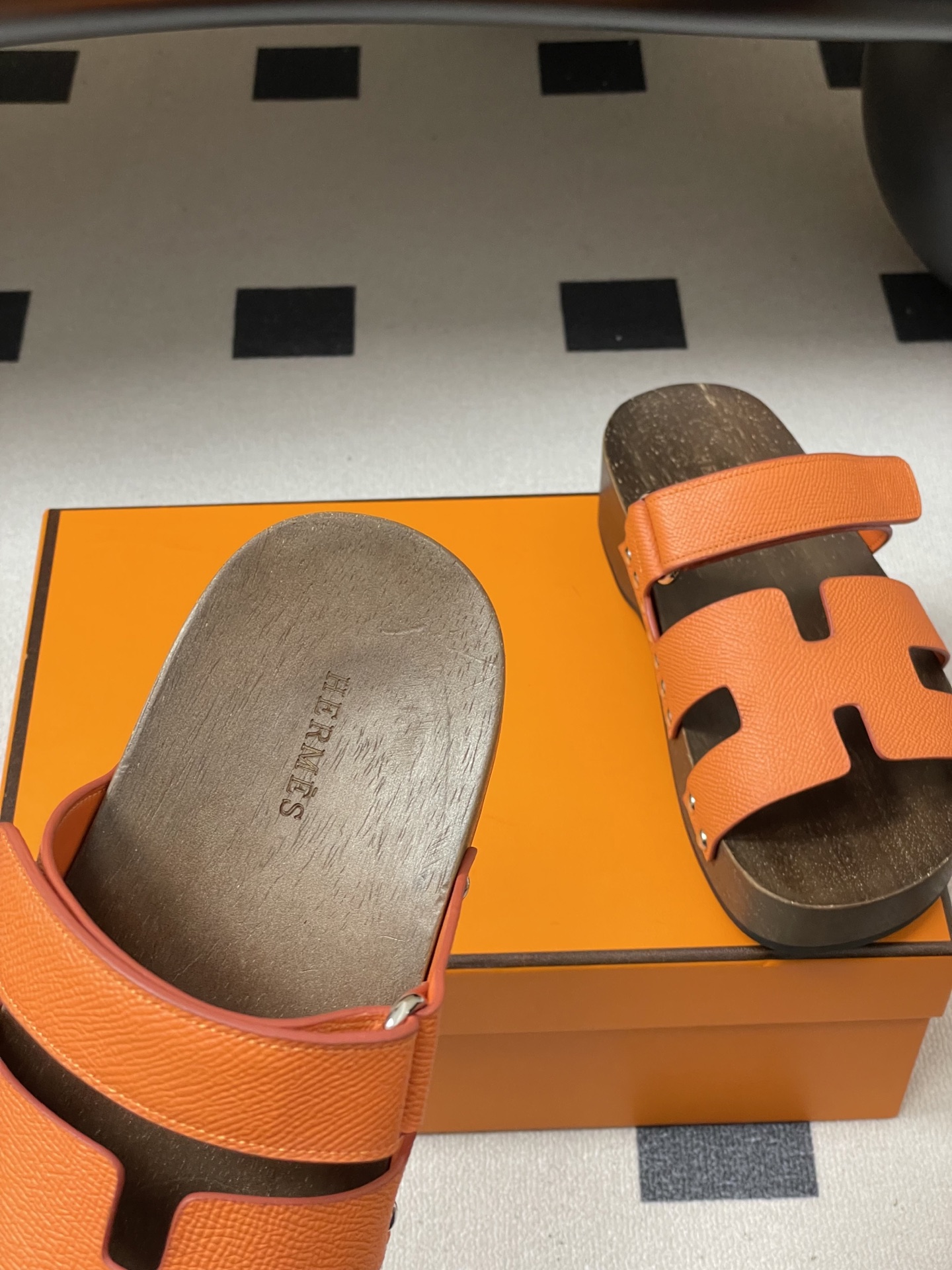 -Hermes 爱马仕🐎 H家 CheryP 实木底二舅拖鞋H 鞋面魔术贴厚底二舅凉拖鞋休闲懒人鞋各色真