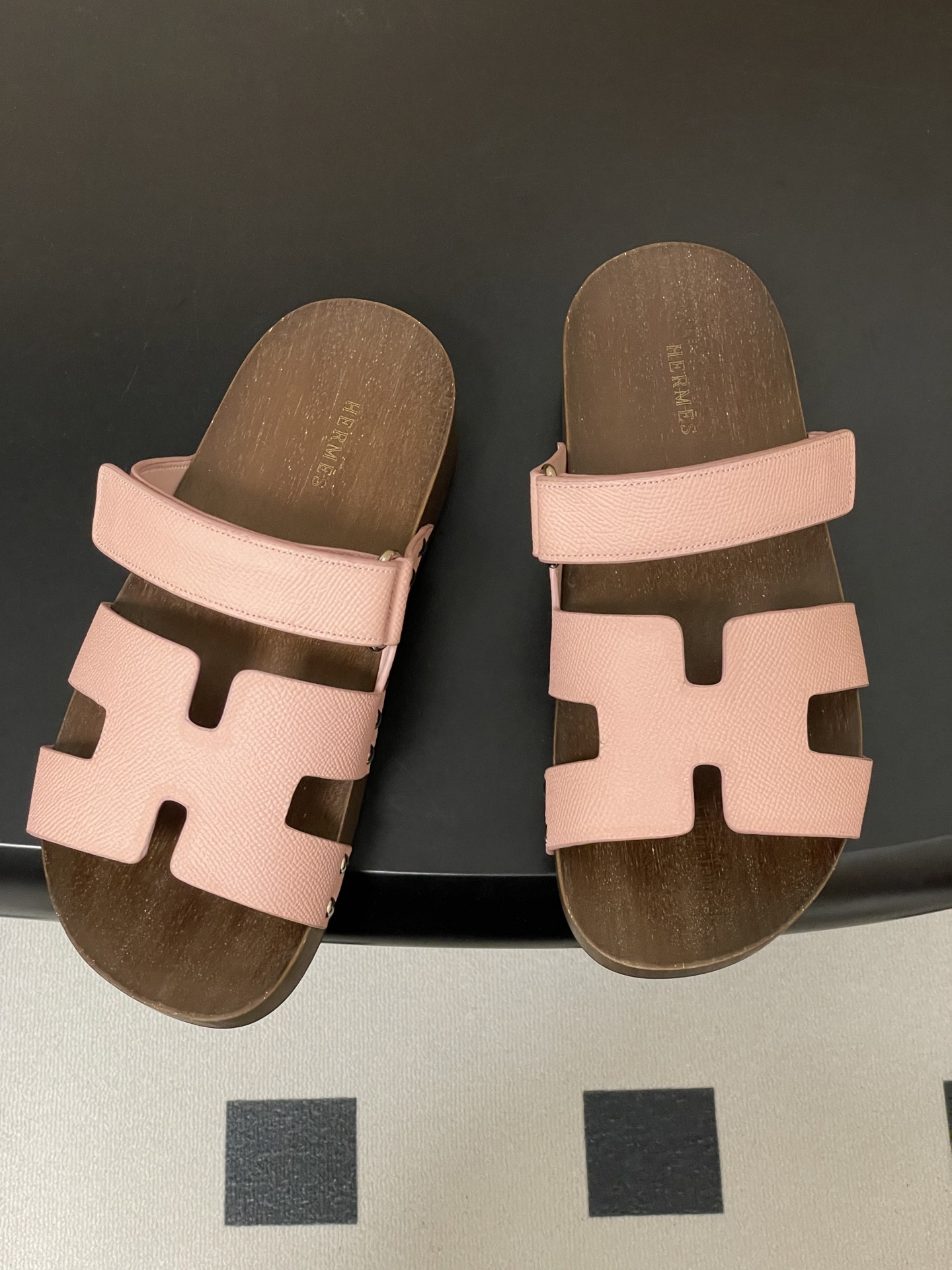 -Hermes 爱马仕🐎 H家 CheryP 实木底二舅拖鞋H 鞋面魔术贴厚底二舅凉拖鞋休闲懒人鞋各色真