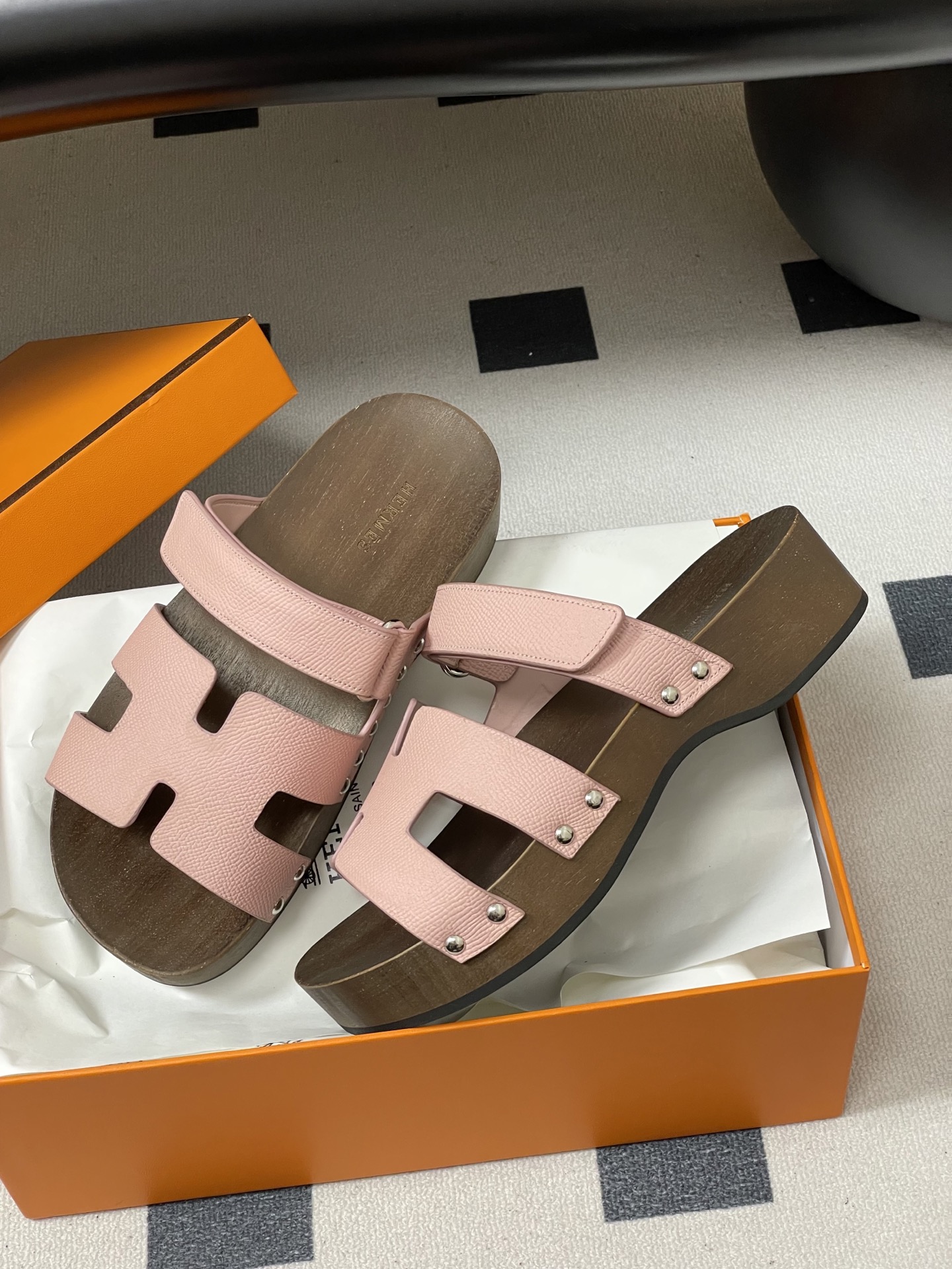 -Hermes 爱马仕🐎 H家 CheryP 实木底二舅拖鞋H 鞋面魔术贴厚底二舅凉拖鞋休闲懒人鞋各色真