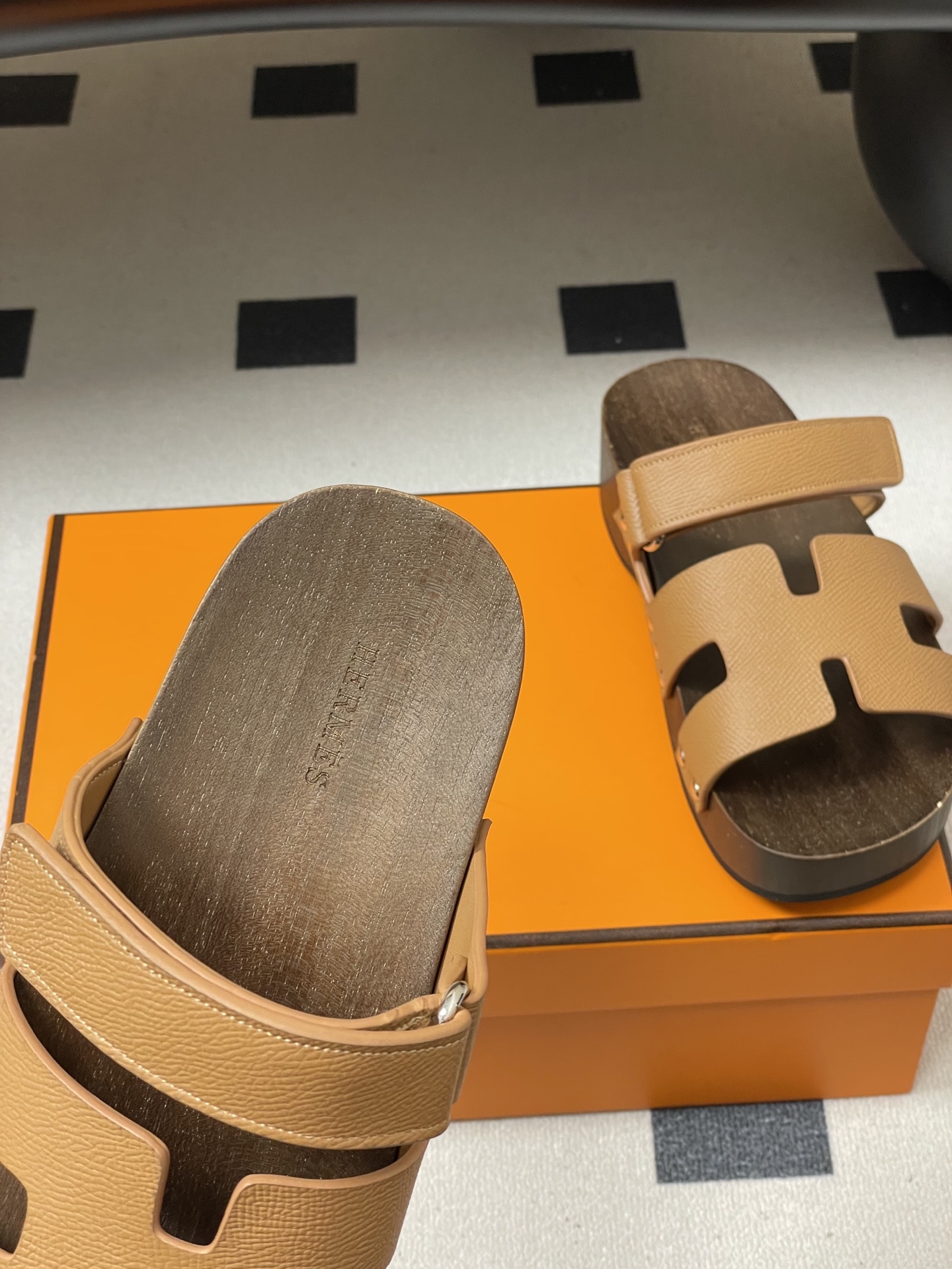 -Hermes 爱马仕🐎 H家 CheryP 实木底二舅拖鞋H 鞋面魔术贴厚底二舅凉拖鞋休闲懒人鞋各色真