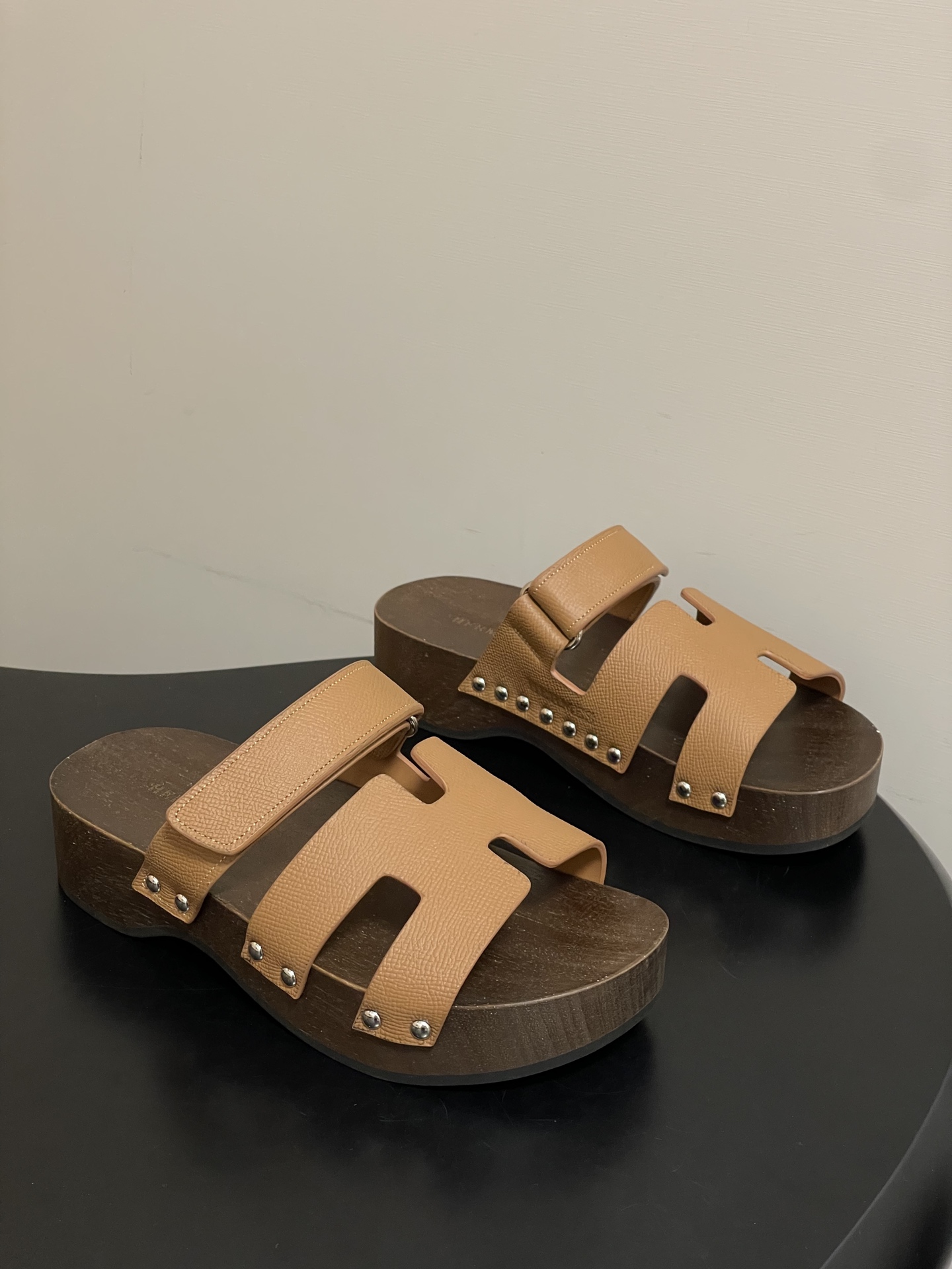 -Hermes 爱马仕🐎 H家 CheryP 实木底二舅拖鞋H 鞋面魔术贴厚底二舅凉拖鞋休闲懒人鞋各色真