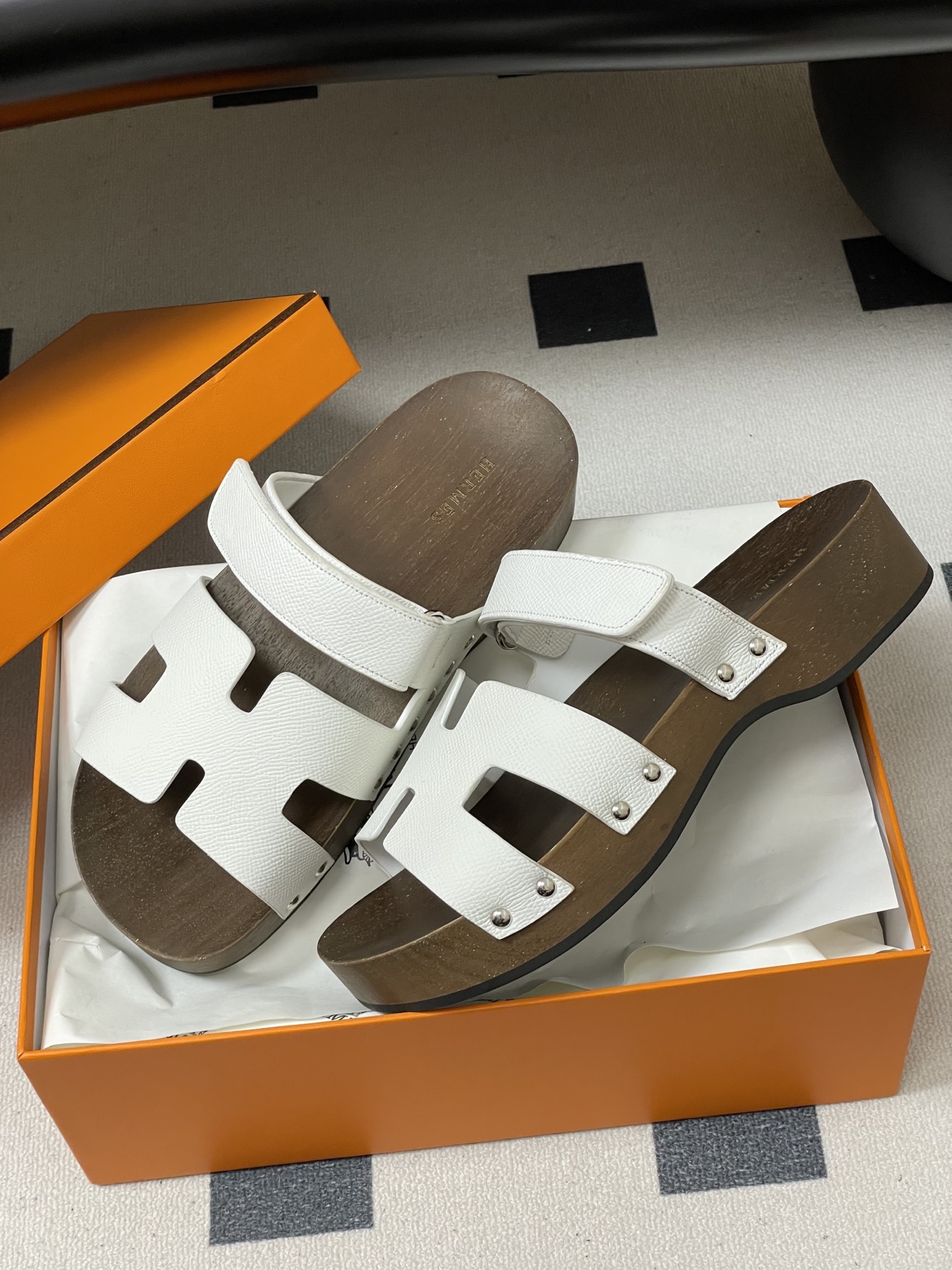 -Hermes 爱马仕🐎 H家 CheryP 实木底二舅拖鞋H 鞋面魔术贴厚底二舅凉拖鞋休闲懒人鞋各色真