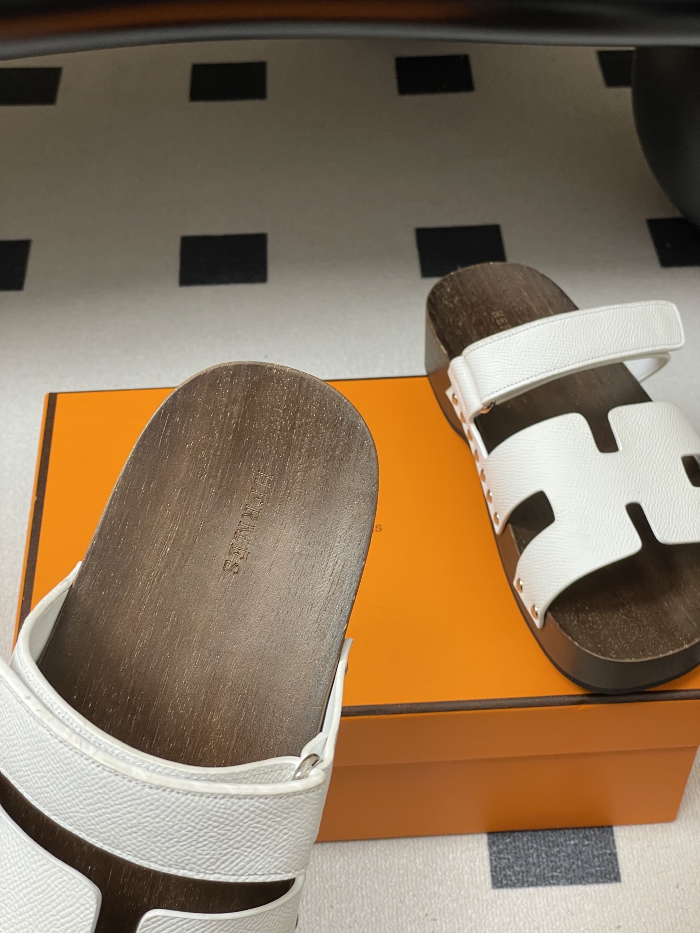 -Hermes 爱马仕🐎 H家 CheryP 实木底二舅拖鞋H 鞋面魔术贴厚底二舅凉拖鞋休闲懒人鞋各色真