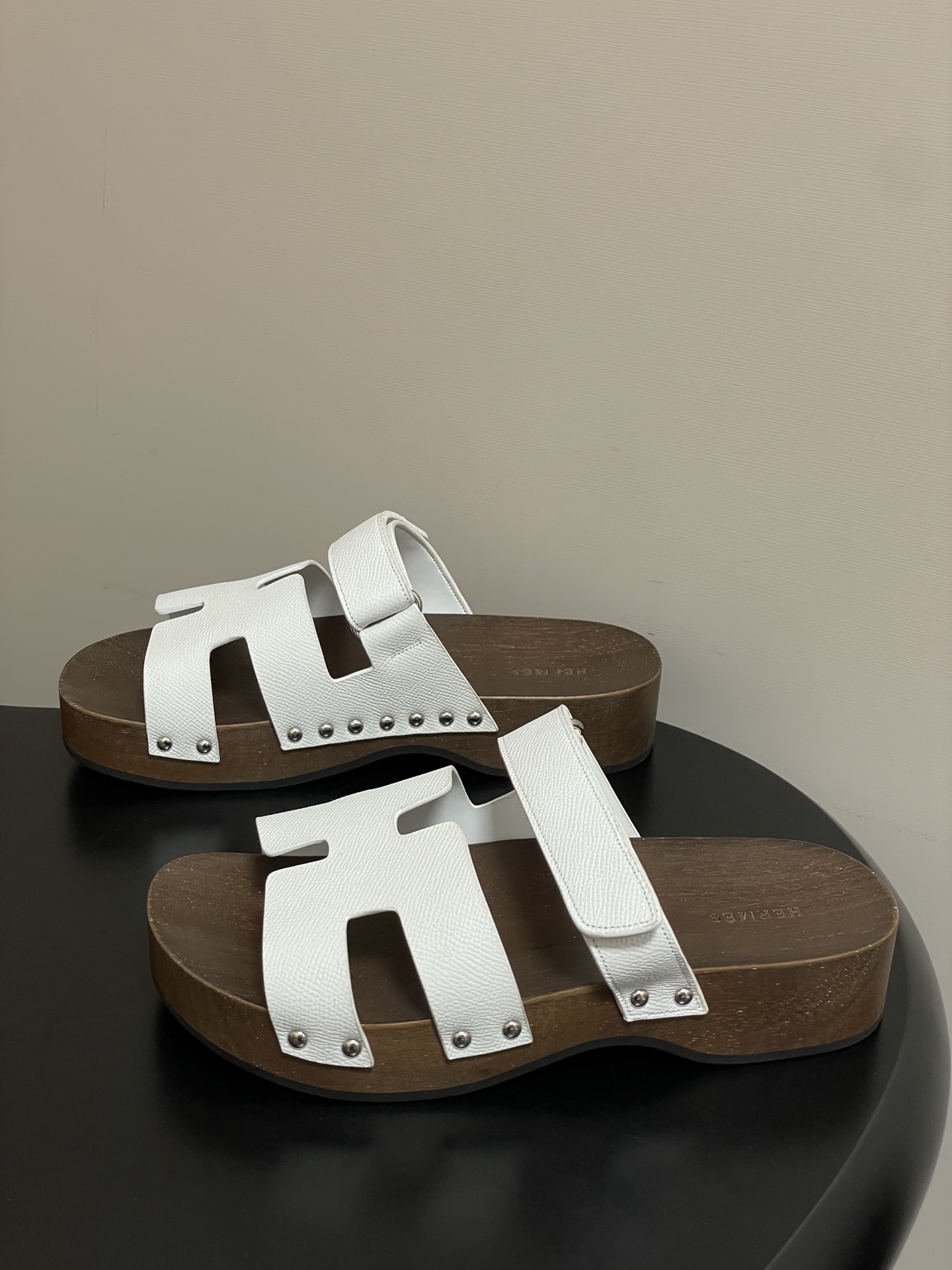 -Hermes 爱马仕🐎 H家 CheryP 实木底二舅拖鞋H 鞋面魔术贴厚底二舅凉拖鞋休闲懒人鞋各色真