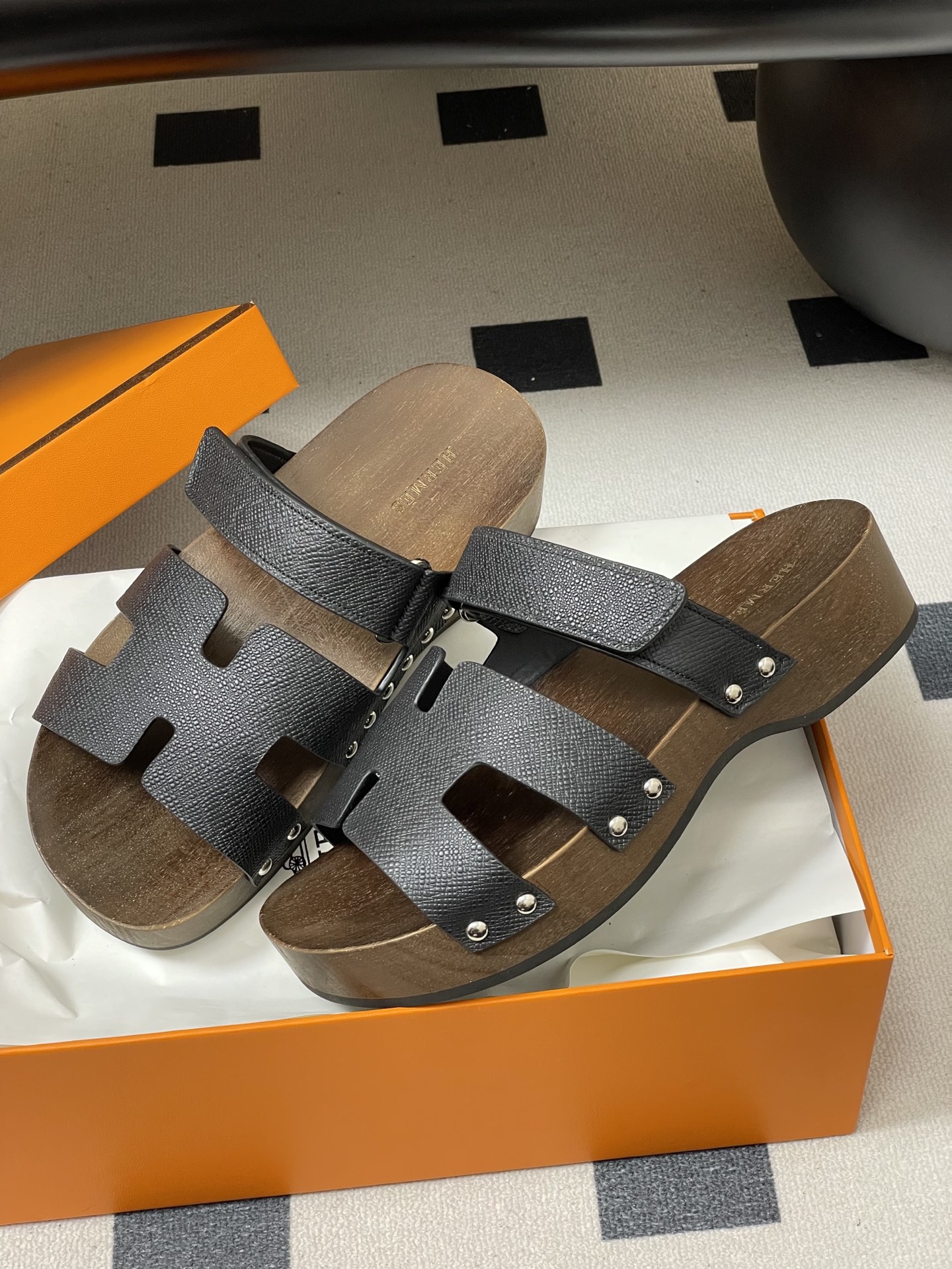 -Hermes 爱马仕🐎 H家 CheryP 实木底二舅拖鞋H 鞋面魔术贴厚底二舅凉拖鞋休闲懒人鞋各色真