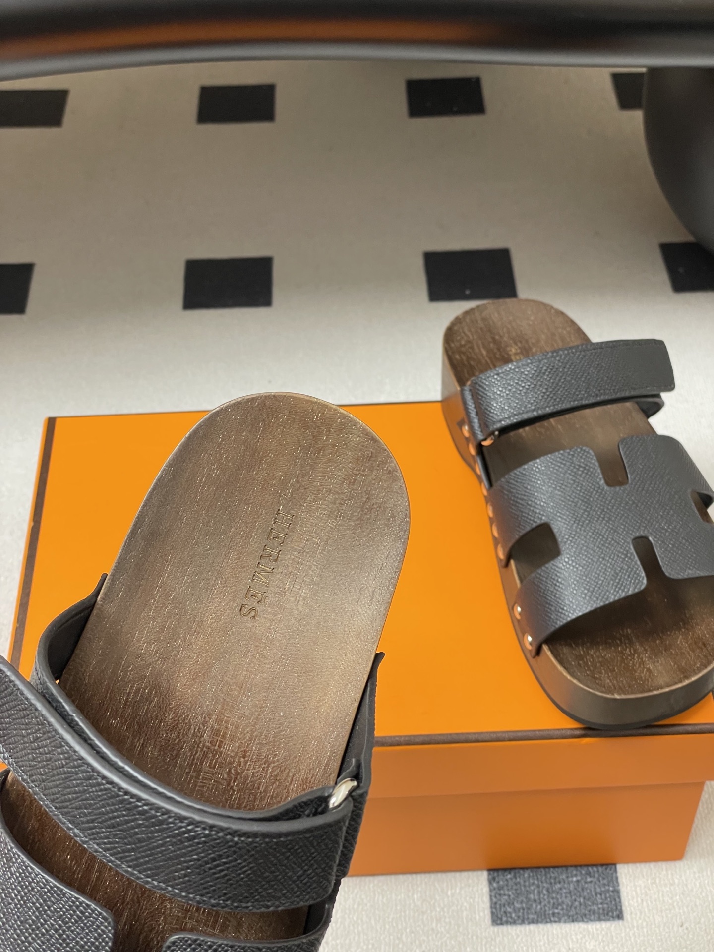 -Hermes 爱马仕🐎 H家 CheryP 实木底二舅拖鞋H 鞋面魔术贴厚底二舅凉拖鞋休闲懒人鞋各色真