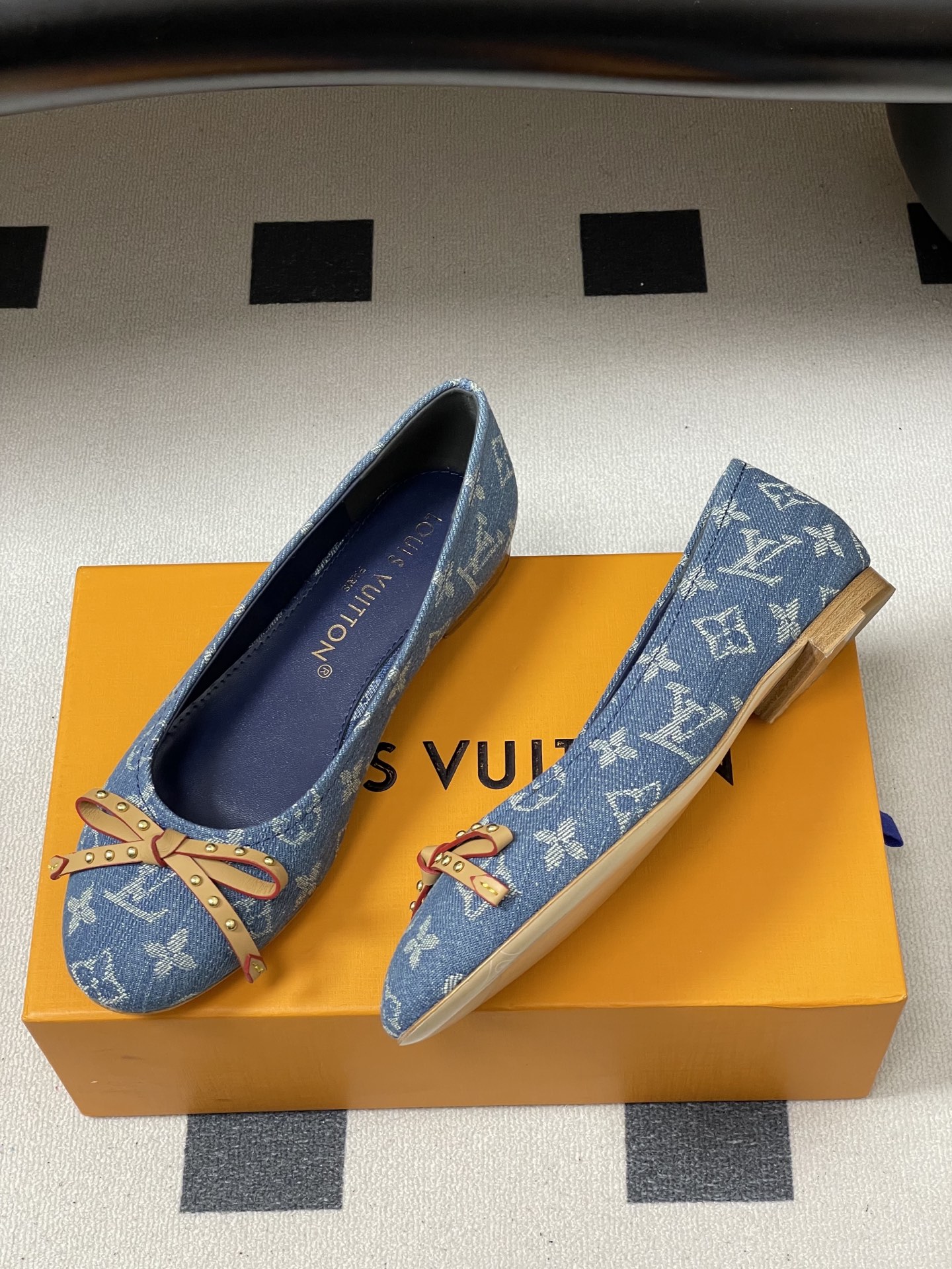-26Ss春季新款Louis Vuitton LV 老花芭蕾舞鞋蝴蝶结拼色平底单鞋丹宁牛仔布船鞋本款Da