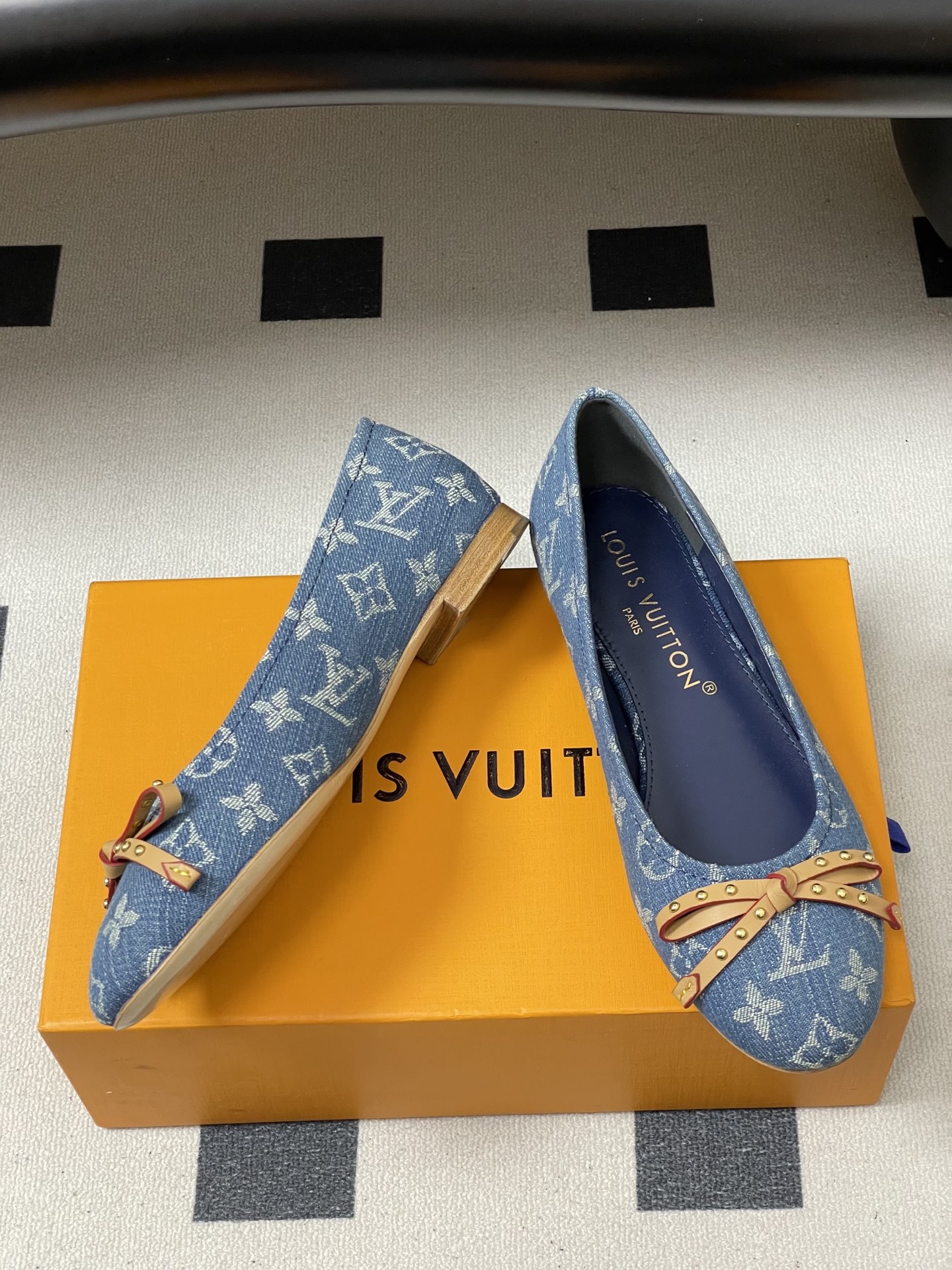-26Ss春季新款Louis Vuitton LV 老花芭蕾舞鞋蝴蝶结拼色平底单鞋丹宁牛仔布船鞋本款Da