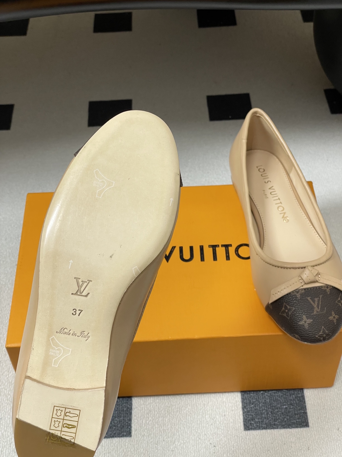 -26Ss春季新款Louis Vuitton LV X TM DARLING 村上隆联名老花芭蕾舞鞋蝴蝶
