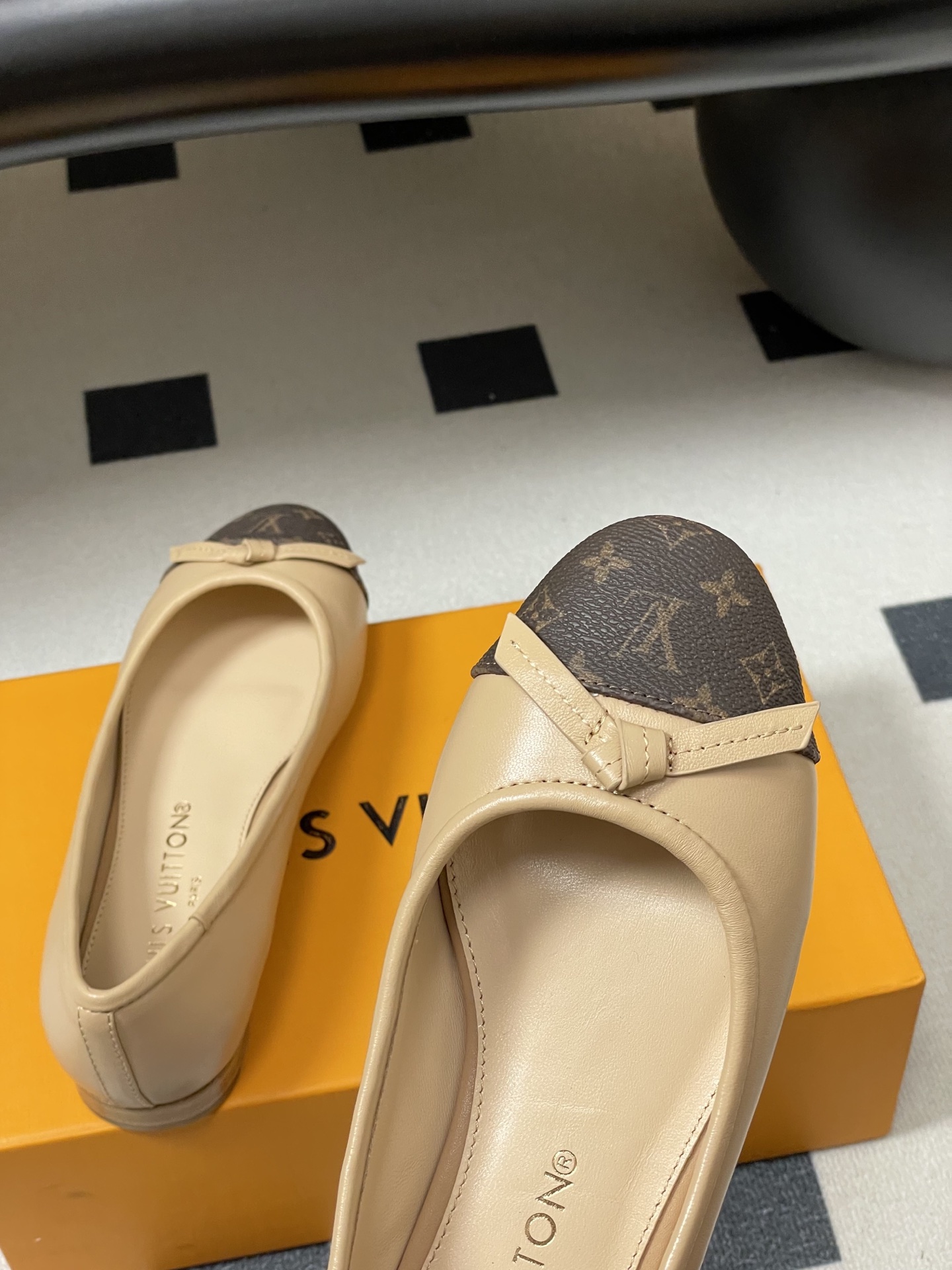 -26Ss春季新款Louis Vuitton LV X TM DARLING 村上隆联名老花芭蕾舞鞋蝴蝶