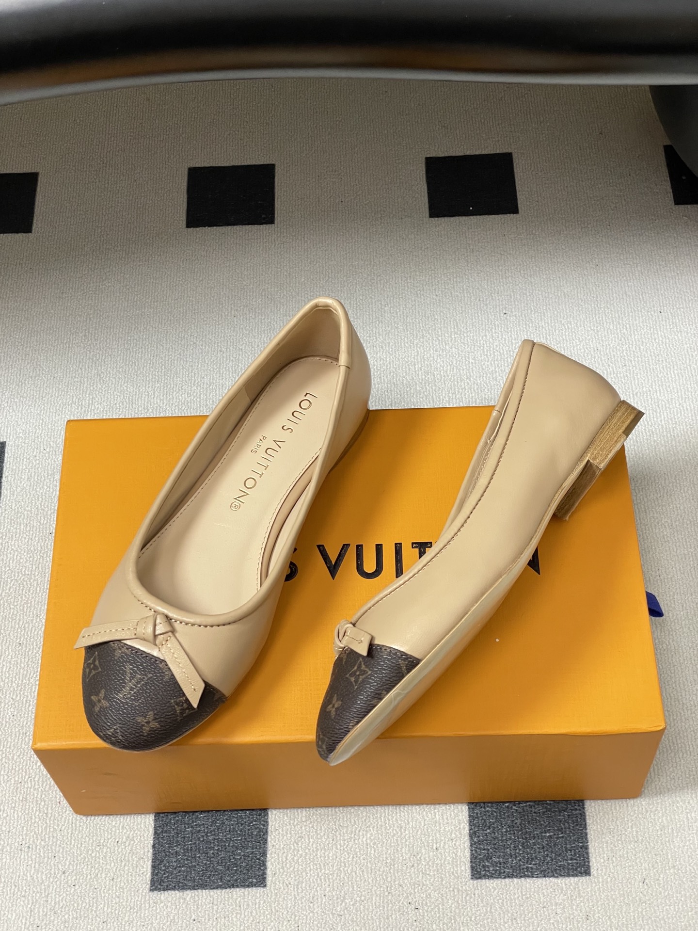 -26Ss春季新款Louis Vuitton LV X TM DARLING 村上隆联名老花芭蕾舞鞋蝴蝶