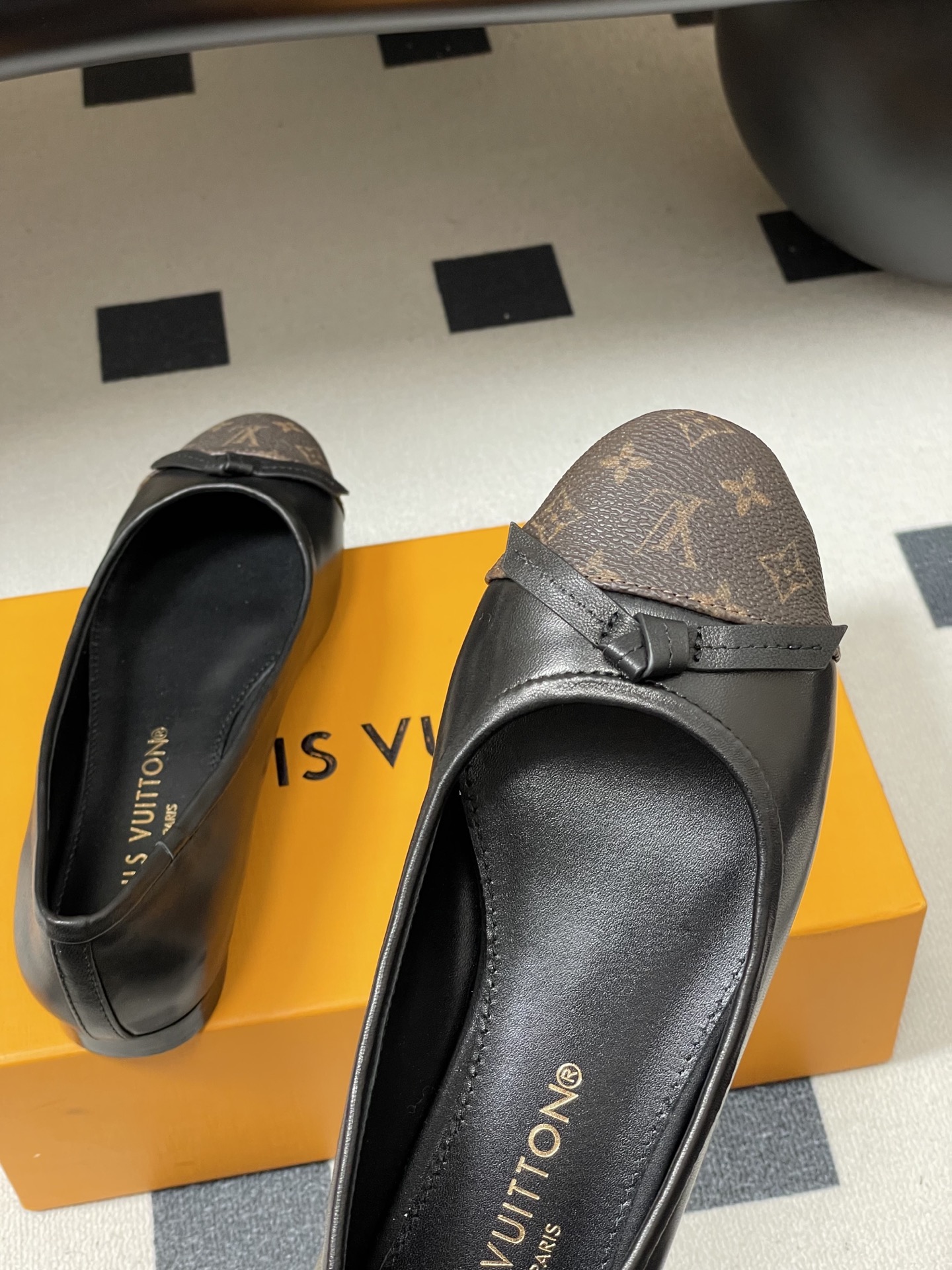 -26Ss春季新款Louis Vuitton LV X TM DARLING 村上隆联名老花芭蕾舞鞋蝴蝶