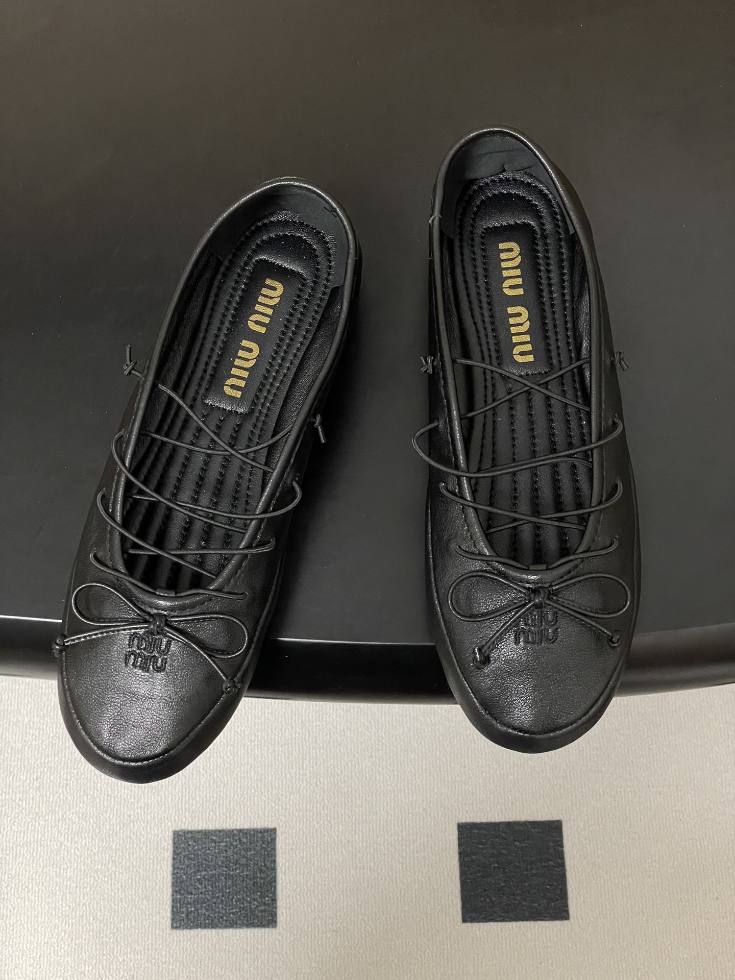 -26ss春夏新款MIUMIU 缪缪 圆头蝴蝶结芭蕾舞鞋学院风复古绑带平底超软休闲单鞋Miu Miu芭蕾