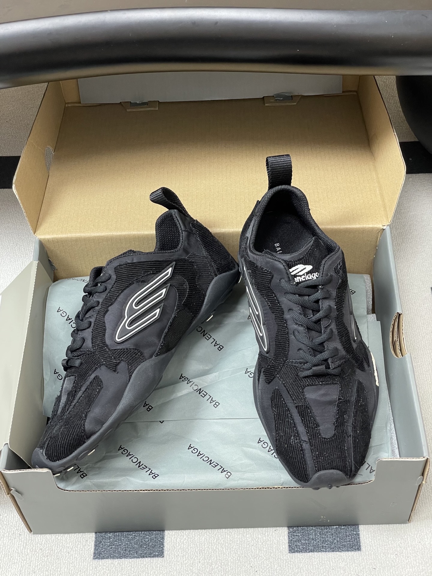 -26Ss早春新款Balenciaga巴黎世家Monday Ultra 复古球鞋 系带运动鞋休闲鞋 巴黎