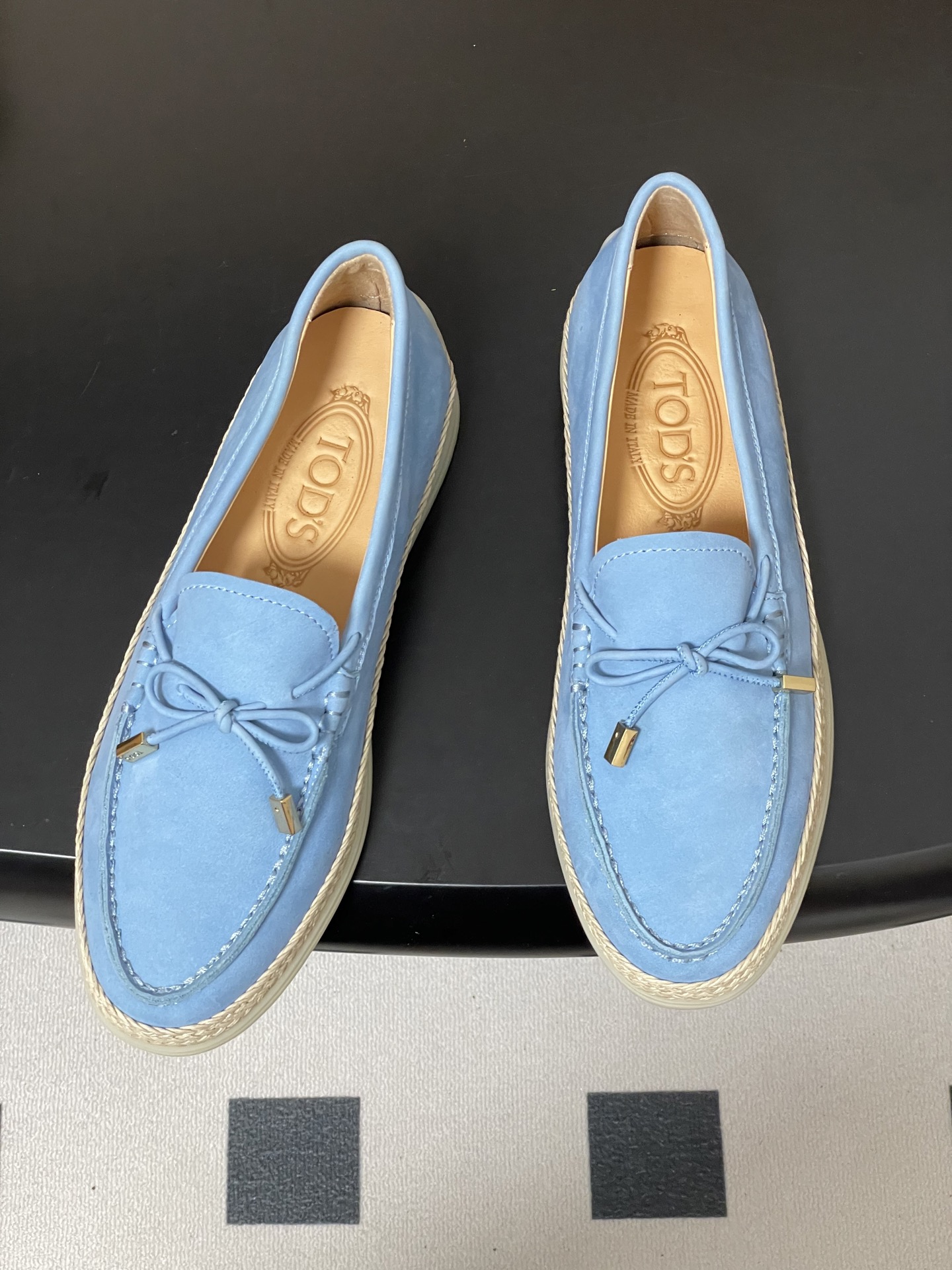 -26Ss早春新款 TOD'S托德斯 磨砂皮面草编麻绳底乐福鞋经典蝴蝶结厚底休闲单鞋本款乐福鞋以绒面皮革