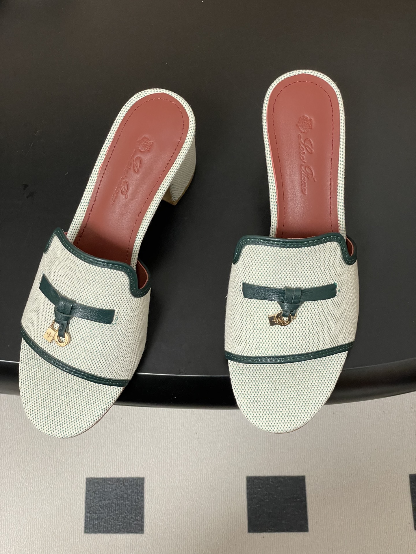 -2026🆕最新配色 Loro Piana 诺悠翩雅 LP Summer Charms经典款平底拖鞋五金