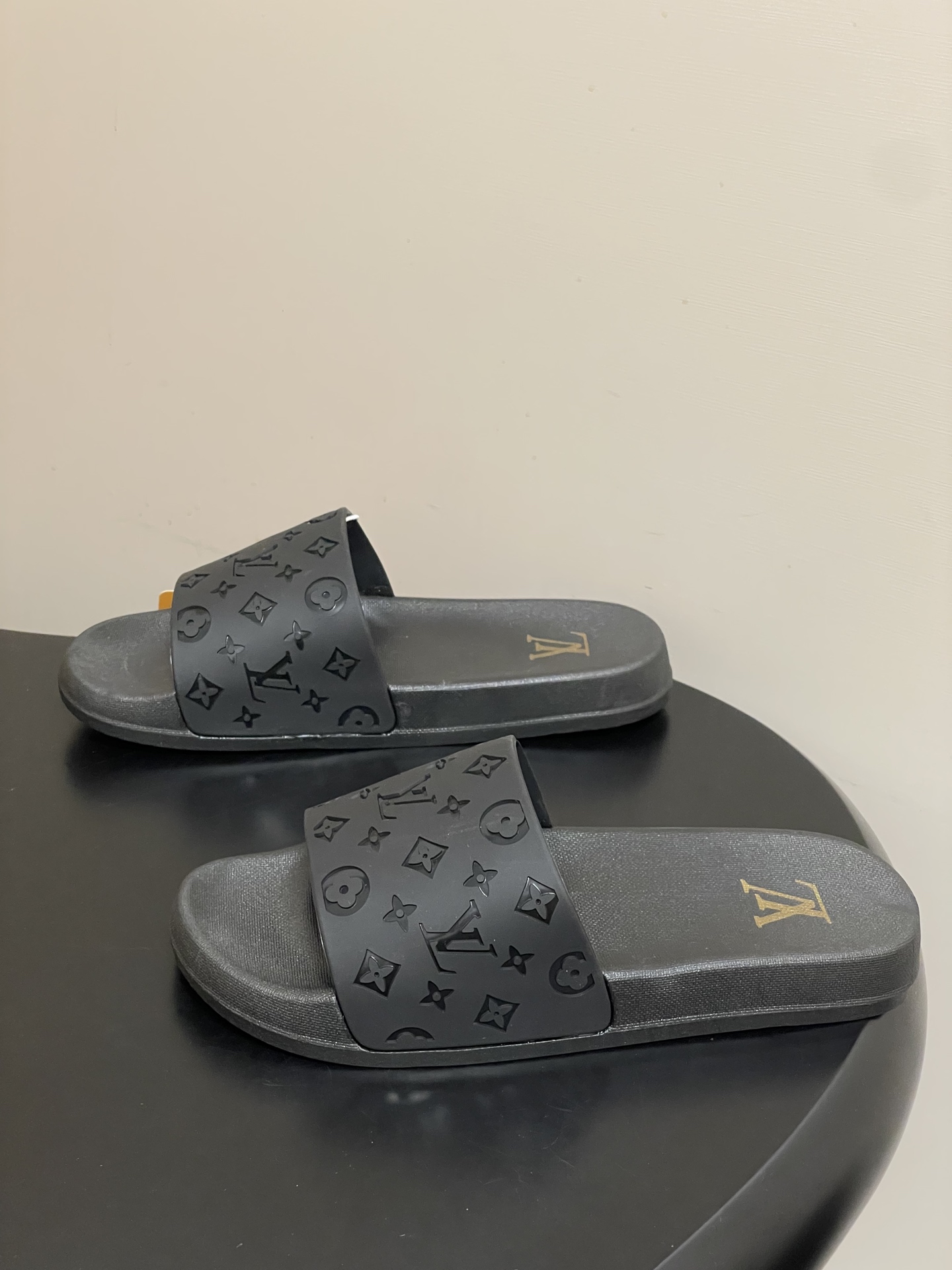 -Louis Vuitton 路易威登 Lv 经典款浮雕果冻拖鞋情侣款休闲沙滩鞋驴牌monogram 浮