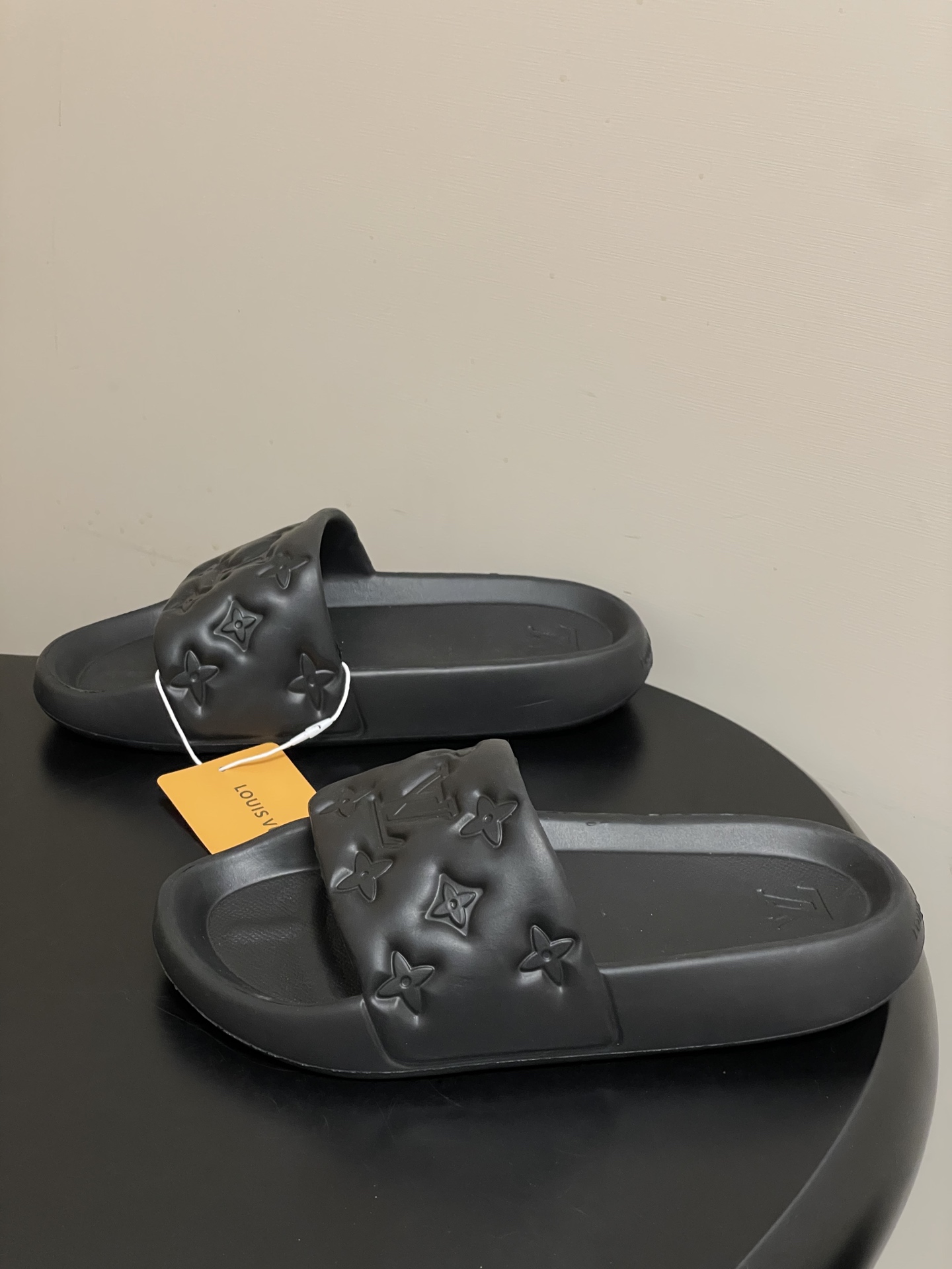 -Louis Vuitton 路易威登 Lv 经典款浮雕果冻拖鞋情侣款休闲沙滩鞋驴牌monogram 浮