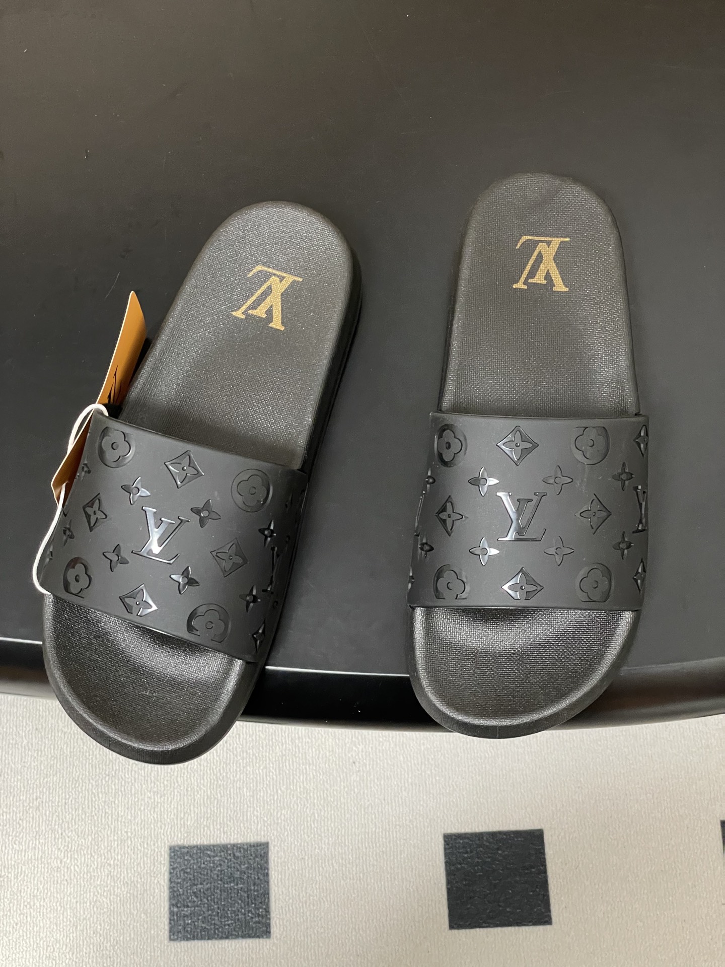 -Louis Vuitton 路易威登 Lv 经典款浮雕果冻拖鞋情侣款休闲沙滩鞋驴牌monogram 浮
