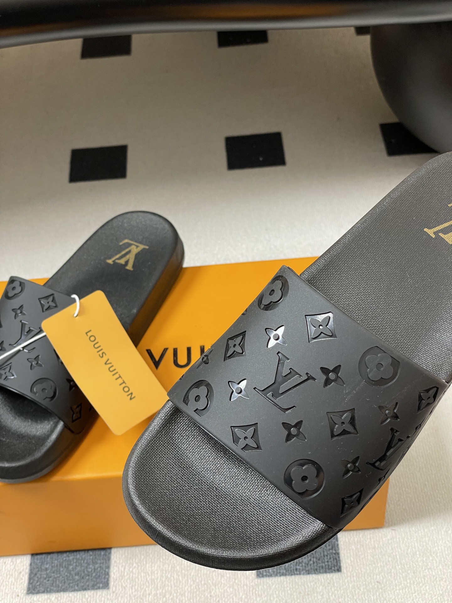 -Louis Vuitton 路易威登 Lv 经典款浮雕果冻拖鞋情侣款休闲沙滩鞋驴牌monogram 浮