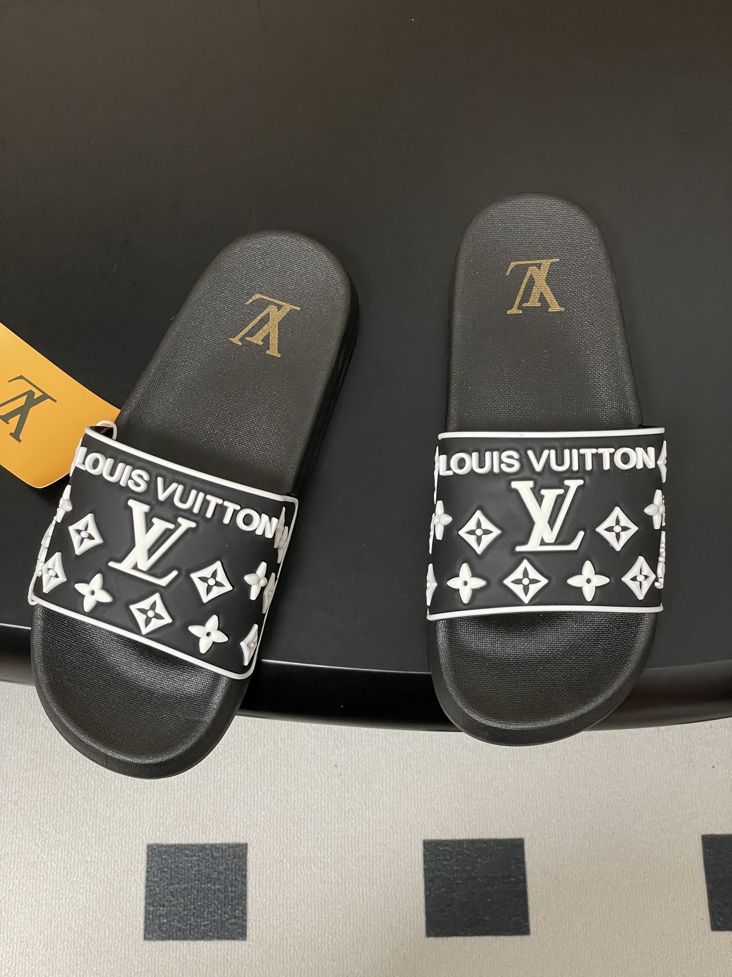 -Louis Vuitton 路易威登 Lv 经典款浮雕果冻拖鞋情侣款休闲沙滩鞋驴牌monogram 浮