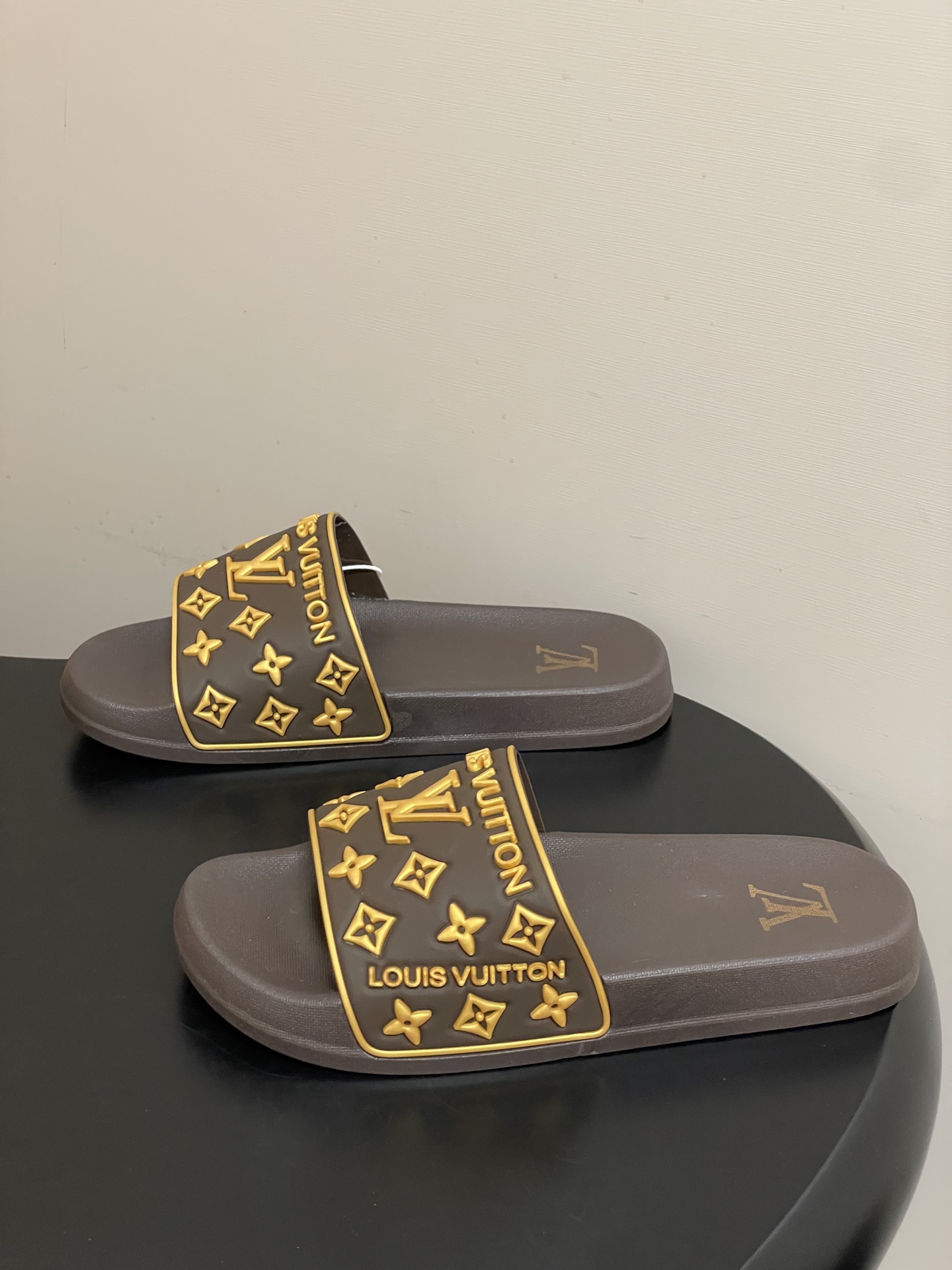 -Louis Vuitton 路易威登 Lv 经典款浮雕果冻拖鞋情侣款休闲沙滩鞋驴牌monogram 浮